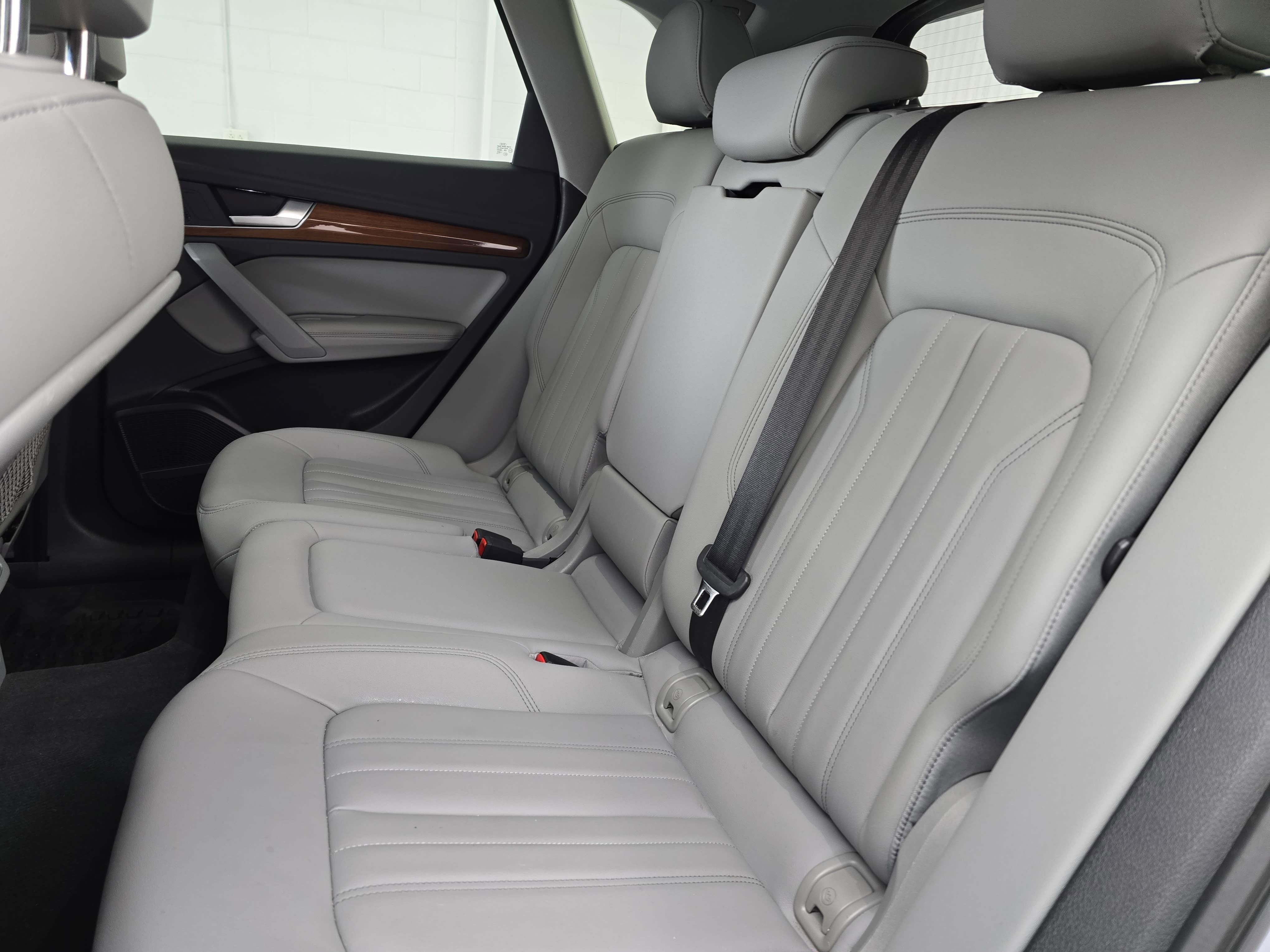 2022 Audi Q5 S line Premium Plus