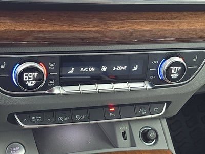 2022 Audi Q5 S line Premium Plus