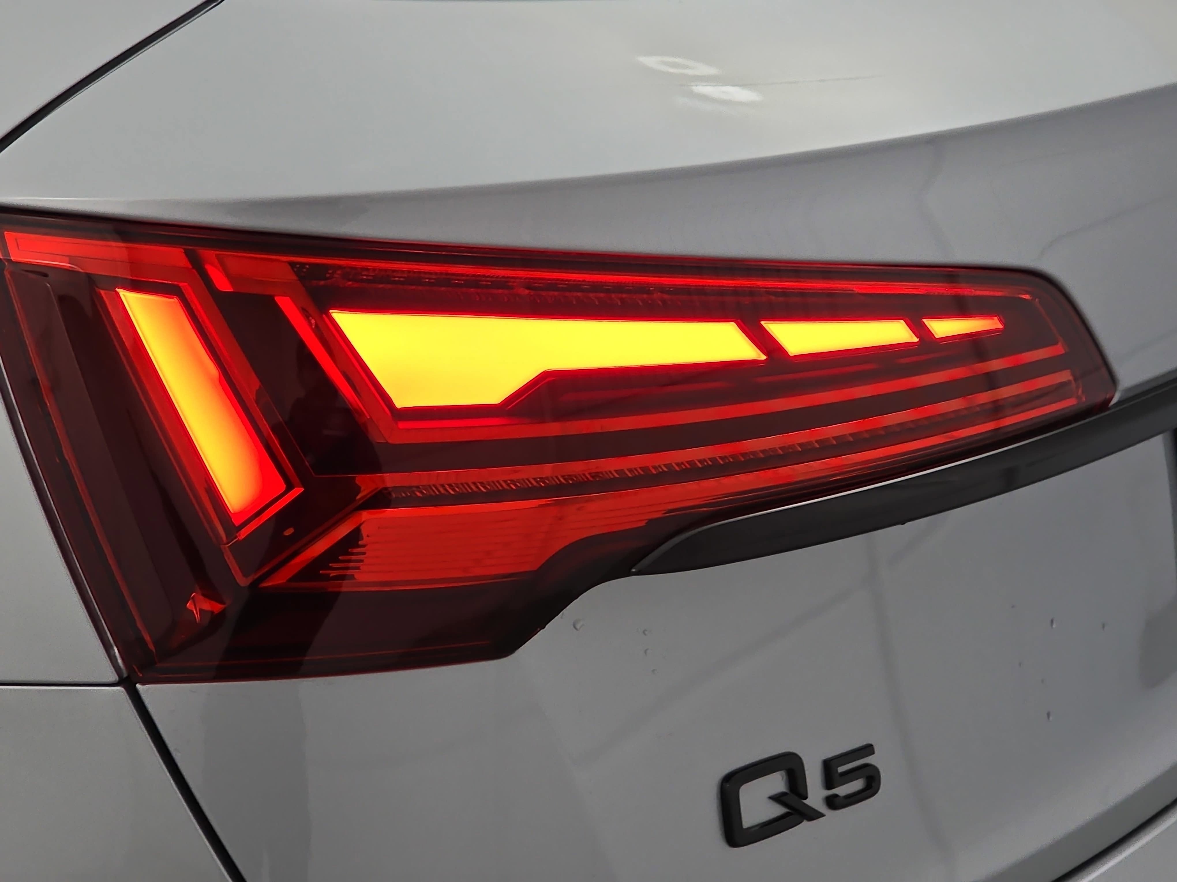 2025 Audi Q5 S line Premium Plus