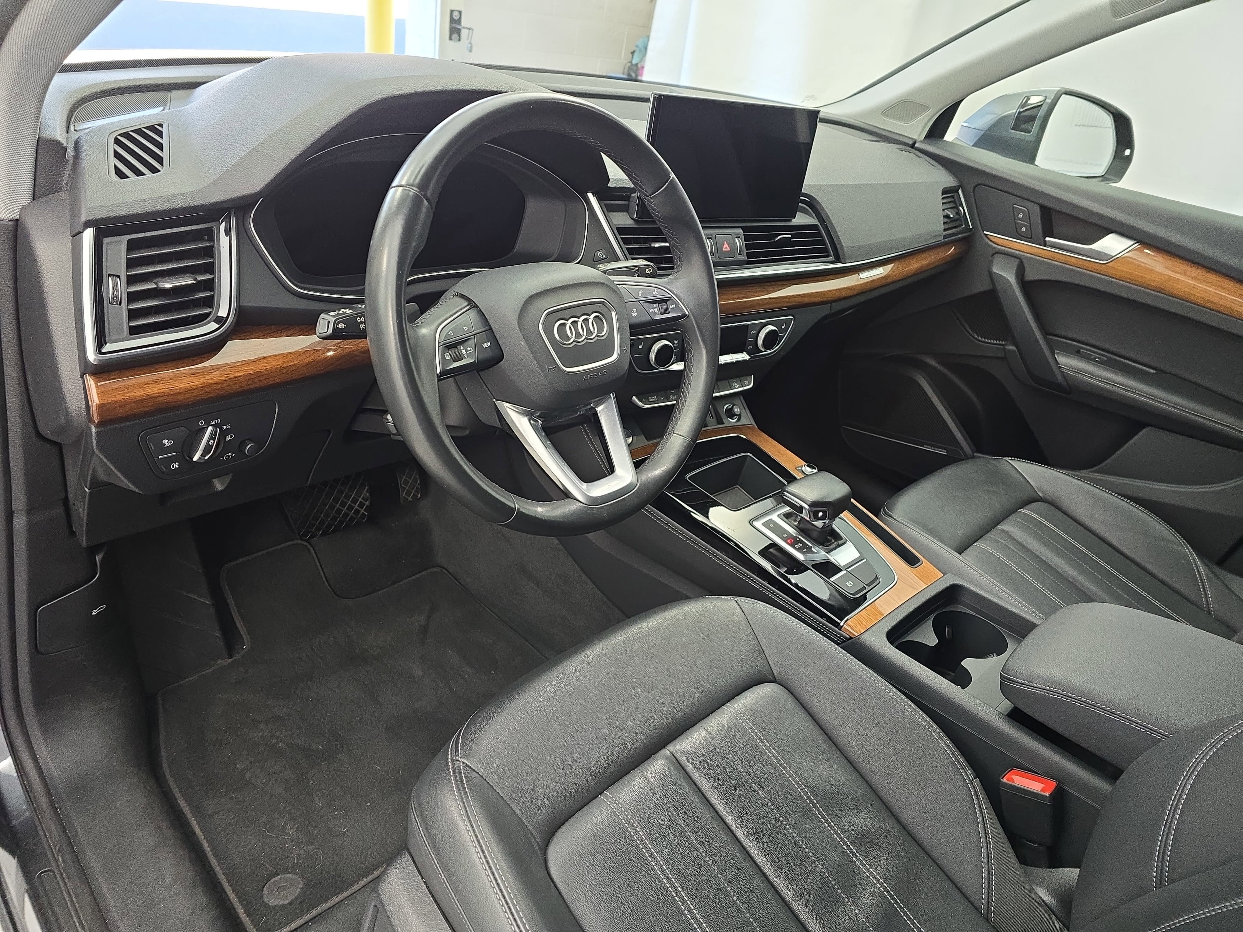 2023 Audi Q5 S line Premium Plus