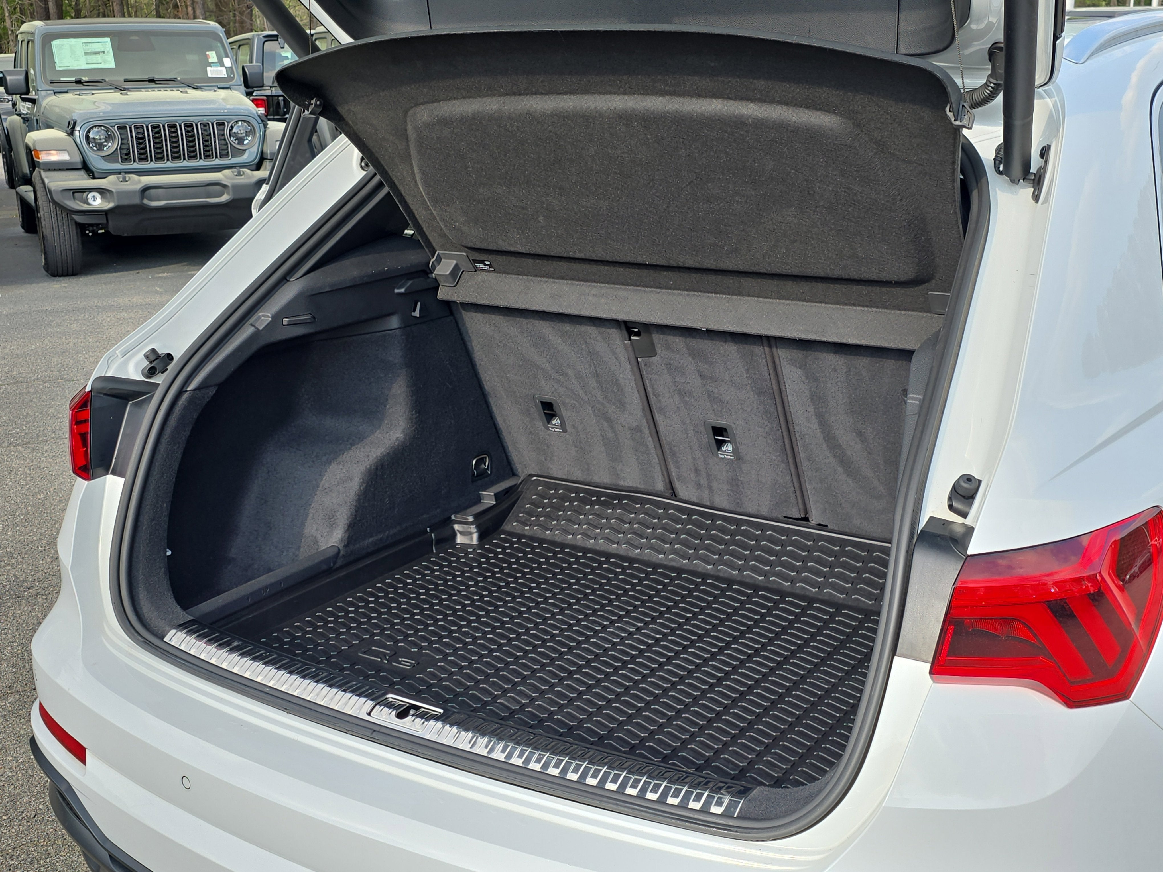 2022 Audi Q3 S line Premium Plus