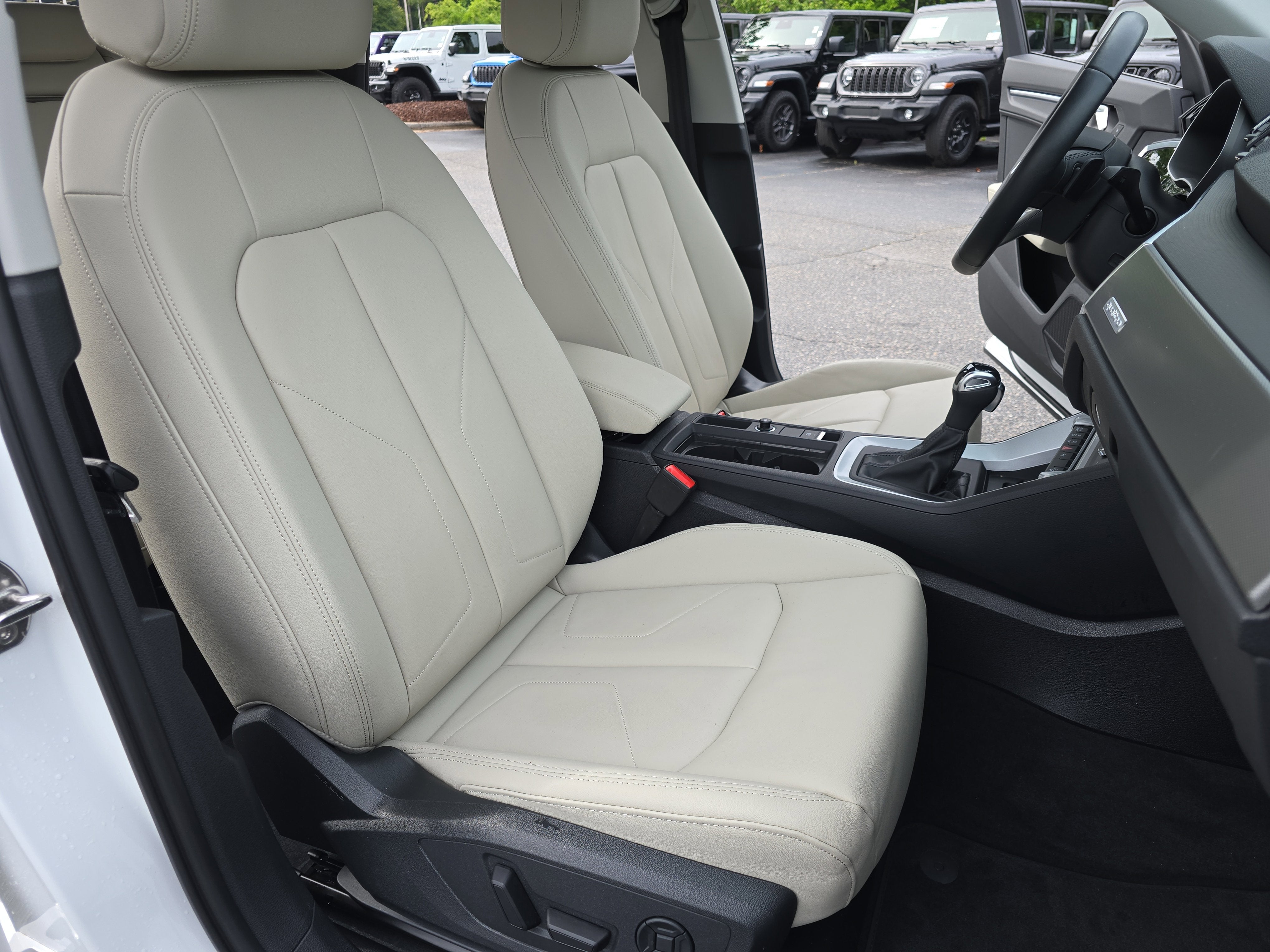 2024 Audi Q3 S line Premium Plus
