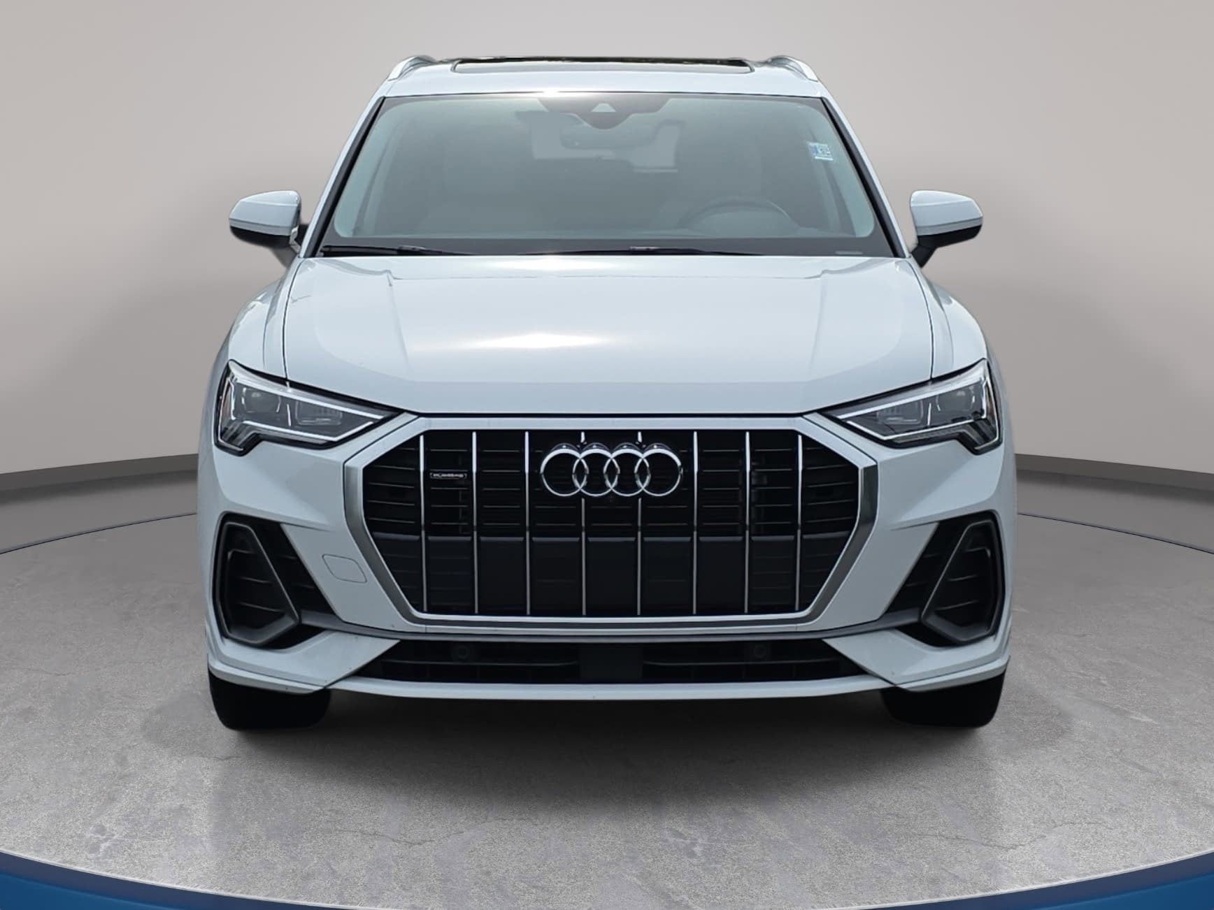 2024 Audi Q3 S line Premium Plus