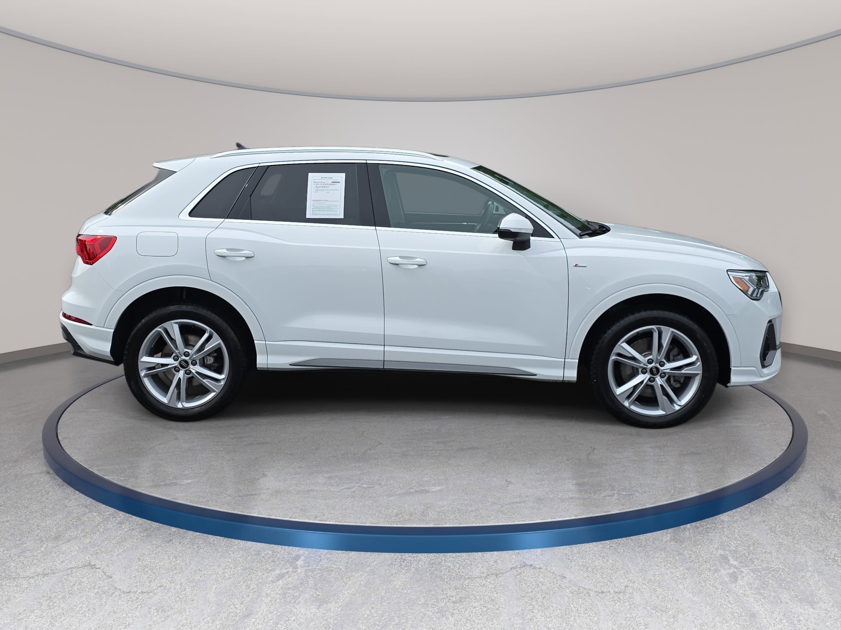 2024 Audi Q3 S line Premium Plus