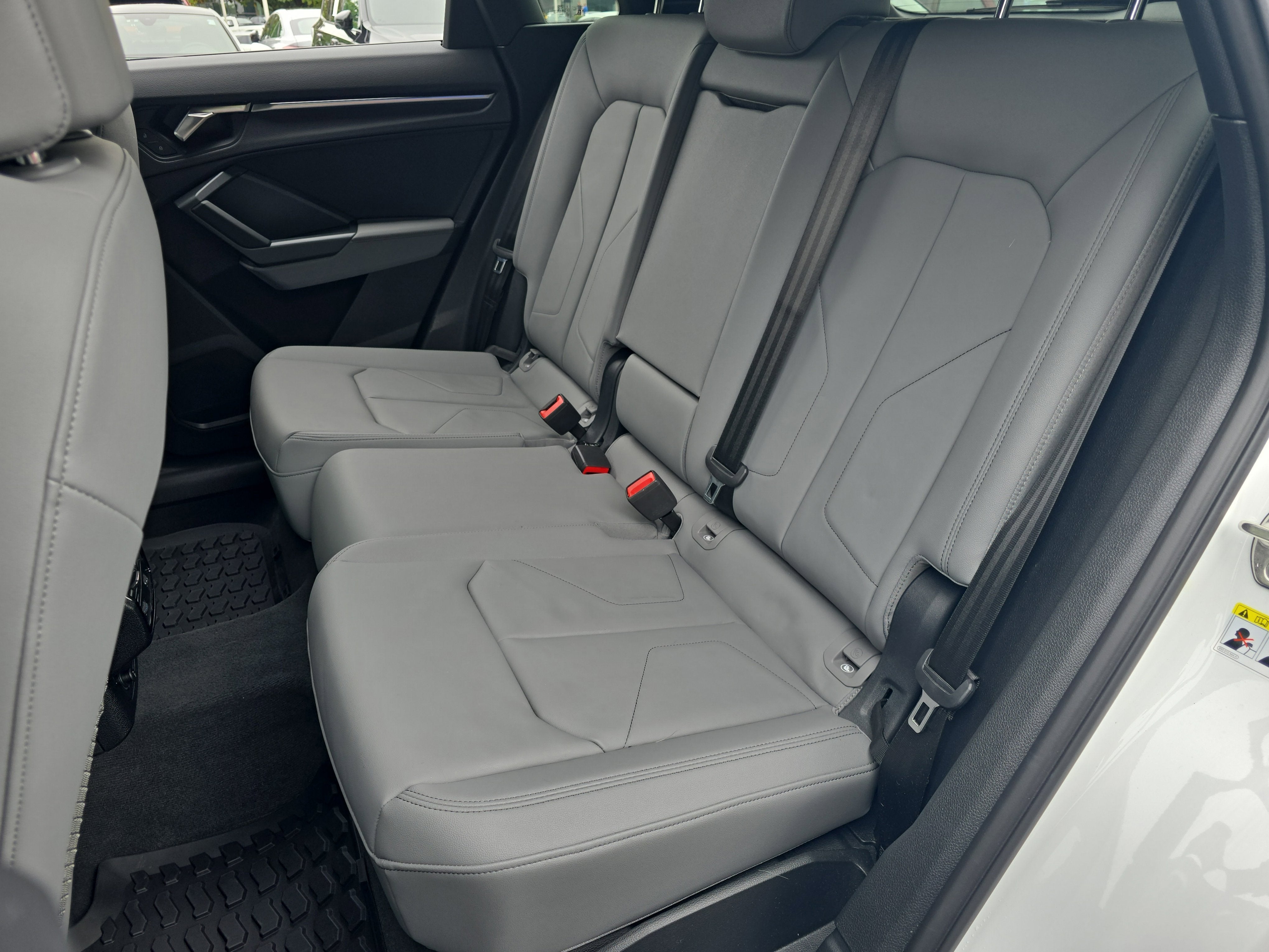 2024 Audi Q3 S line Premium Plus