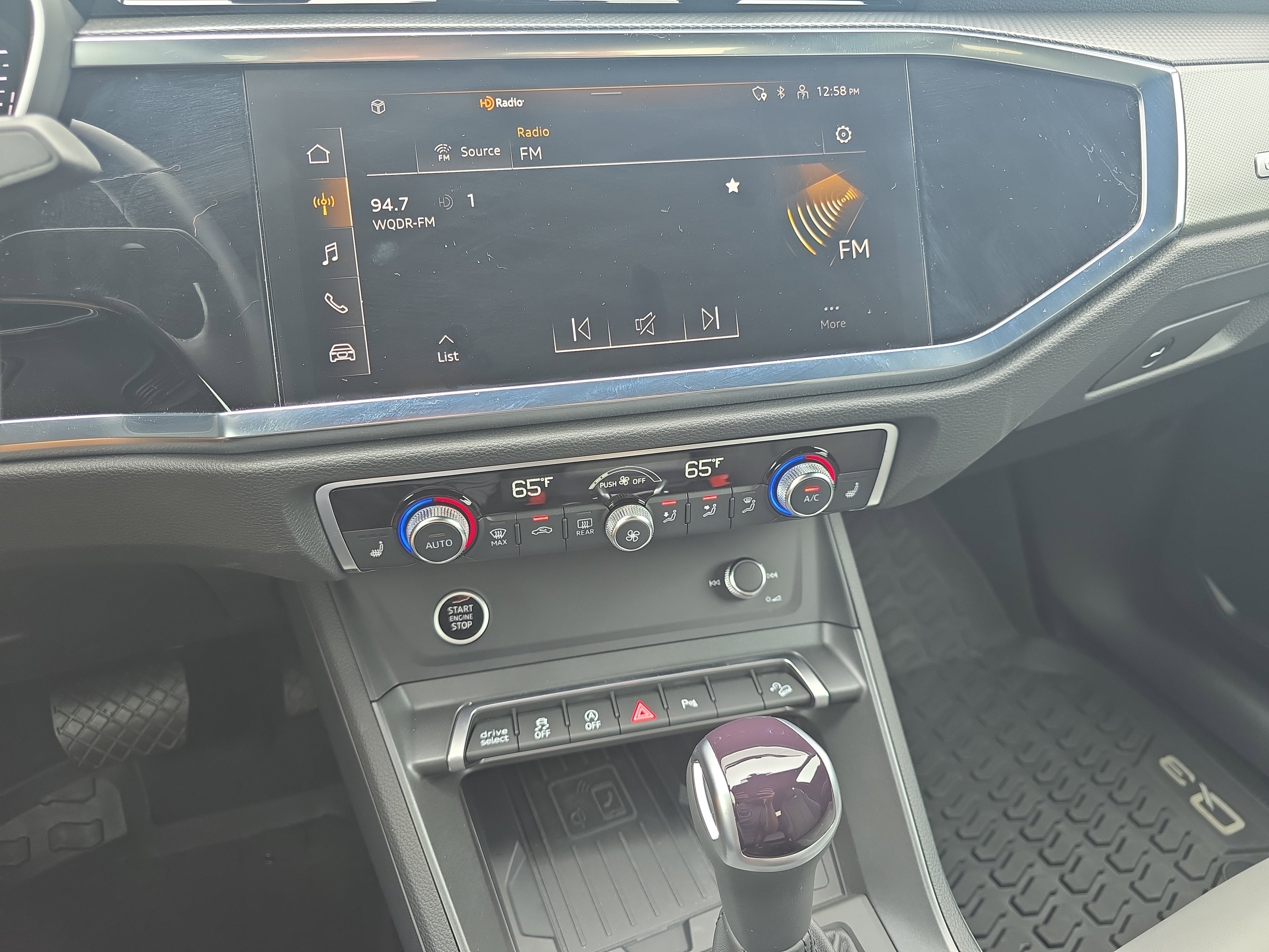 2024 Audi Q3 S line Premium Plus