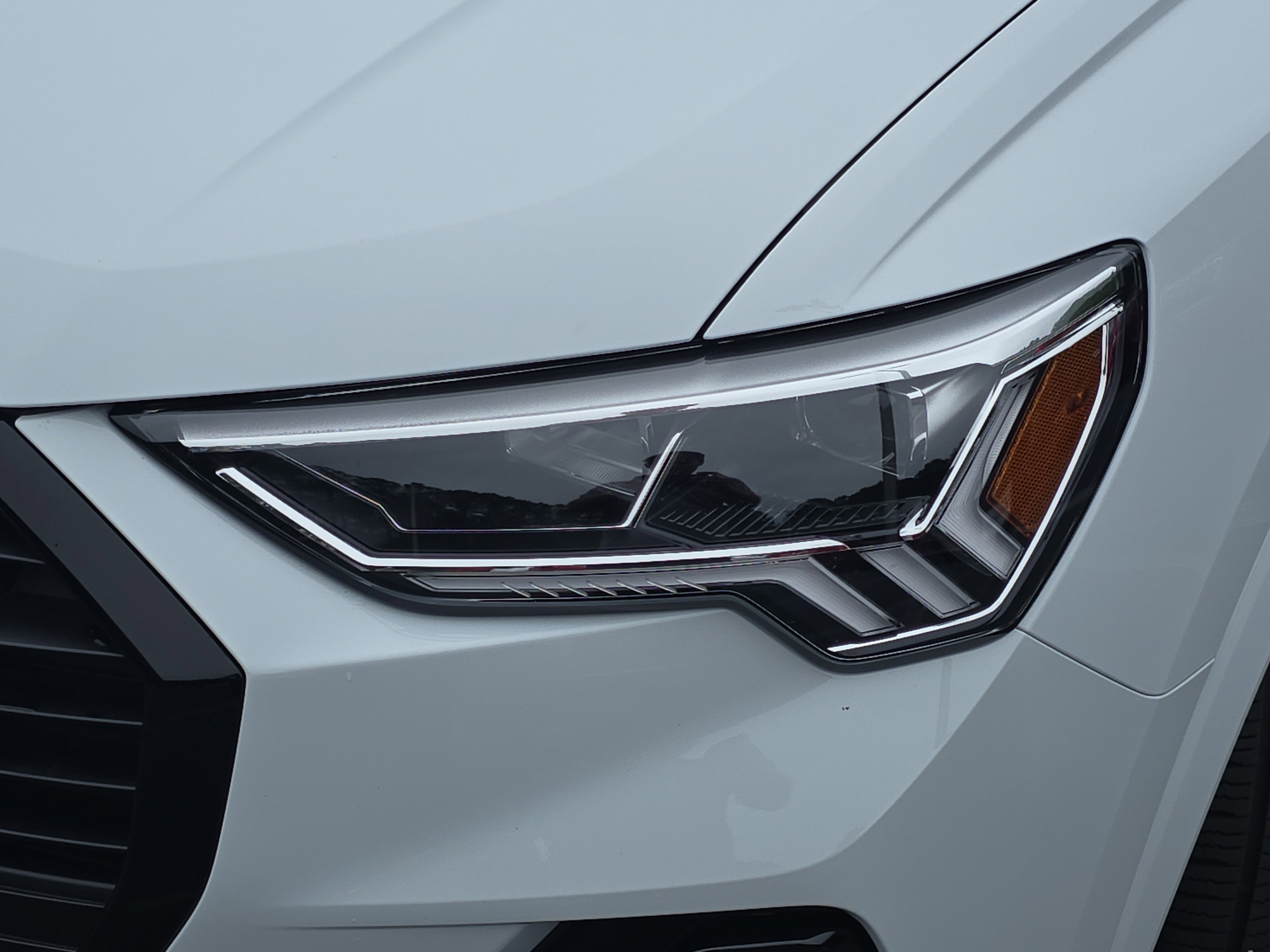 2024 Audi Q3 S line Premium Plus