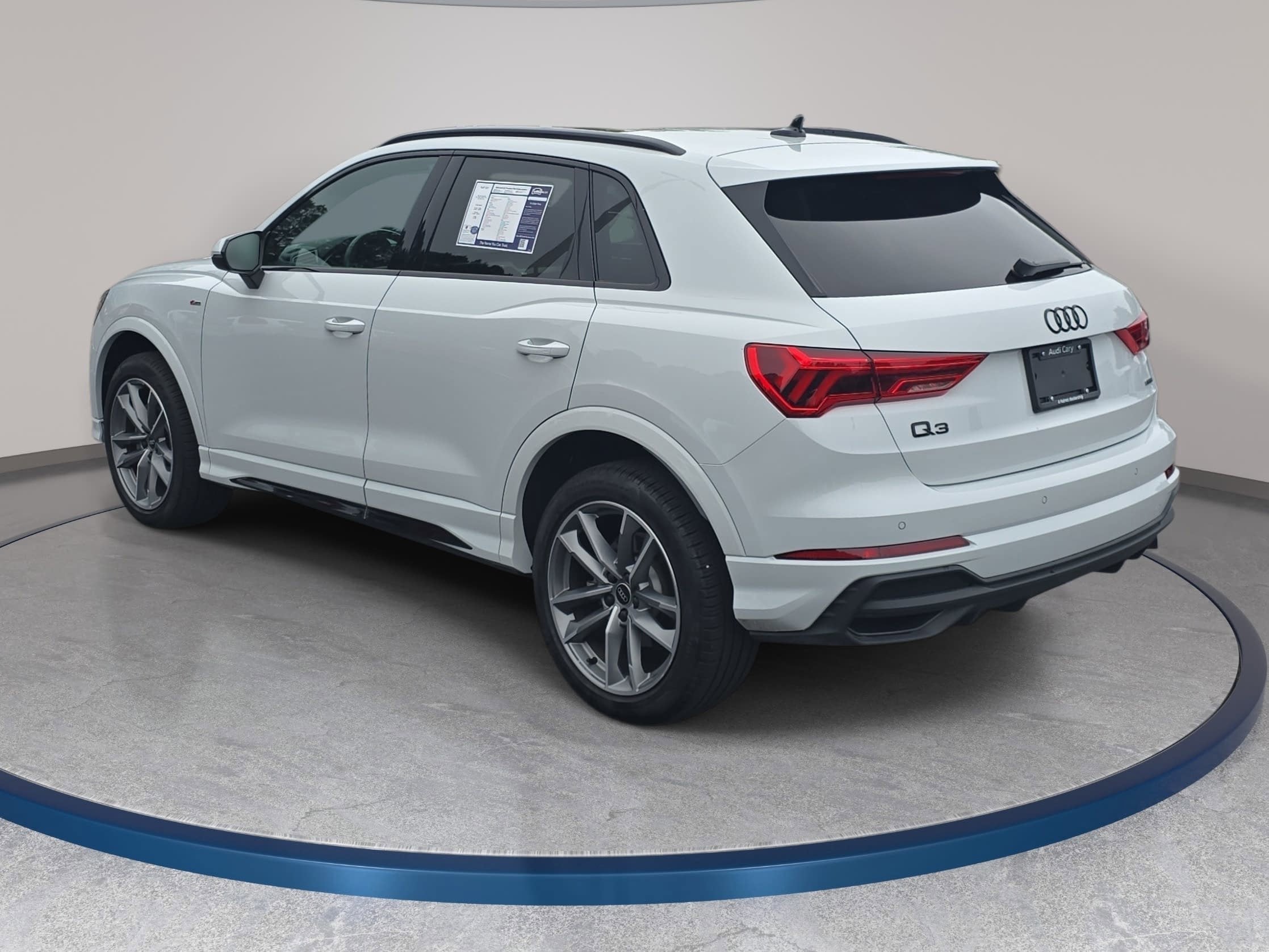 2024 Audi Q3 S line Premium Plus