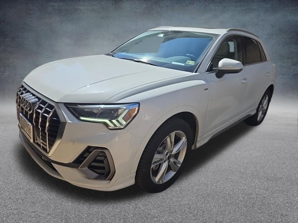 2024 Audi Q3 S line Premium Plus