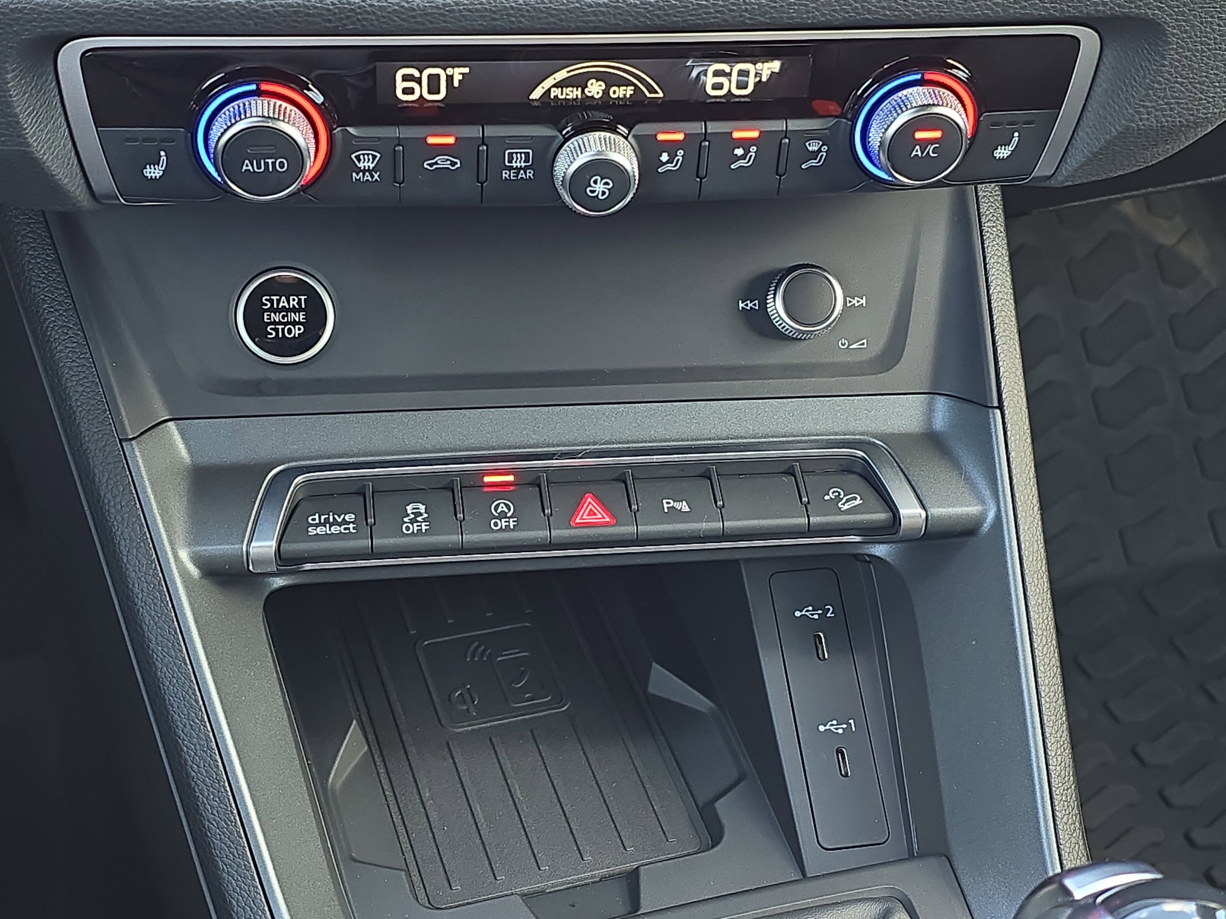2024 Audi Q3 S line Premium Plus