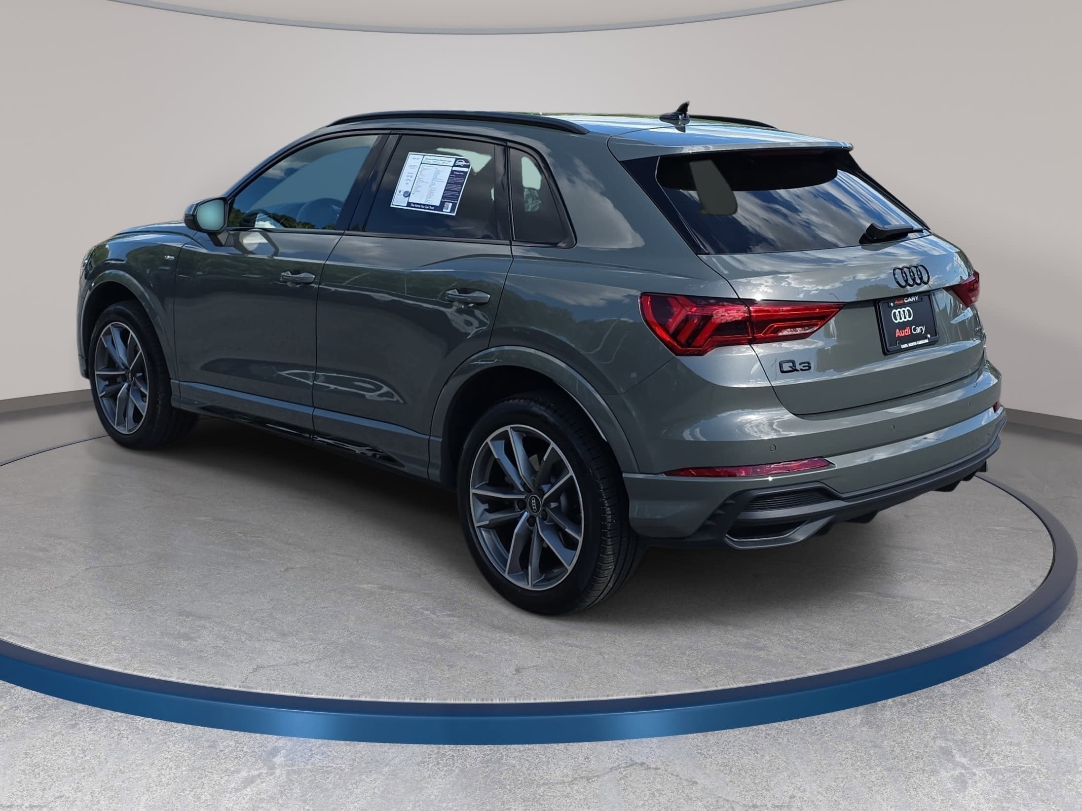 2024 Audi Q3 S line Premium Plus