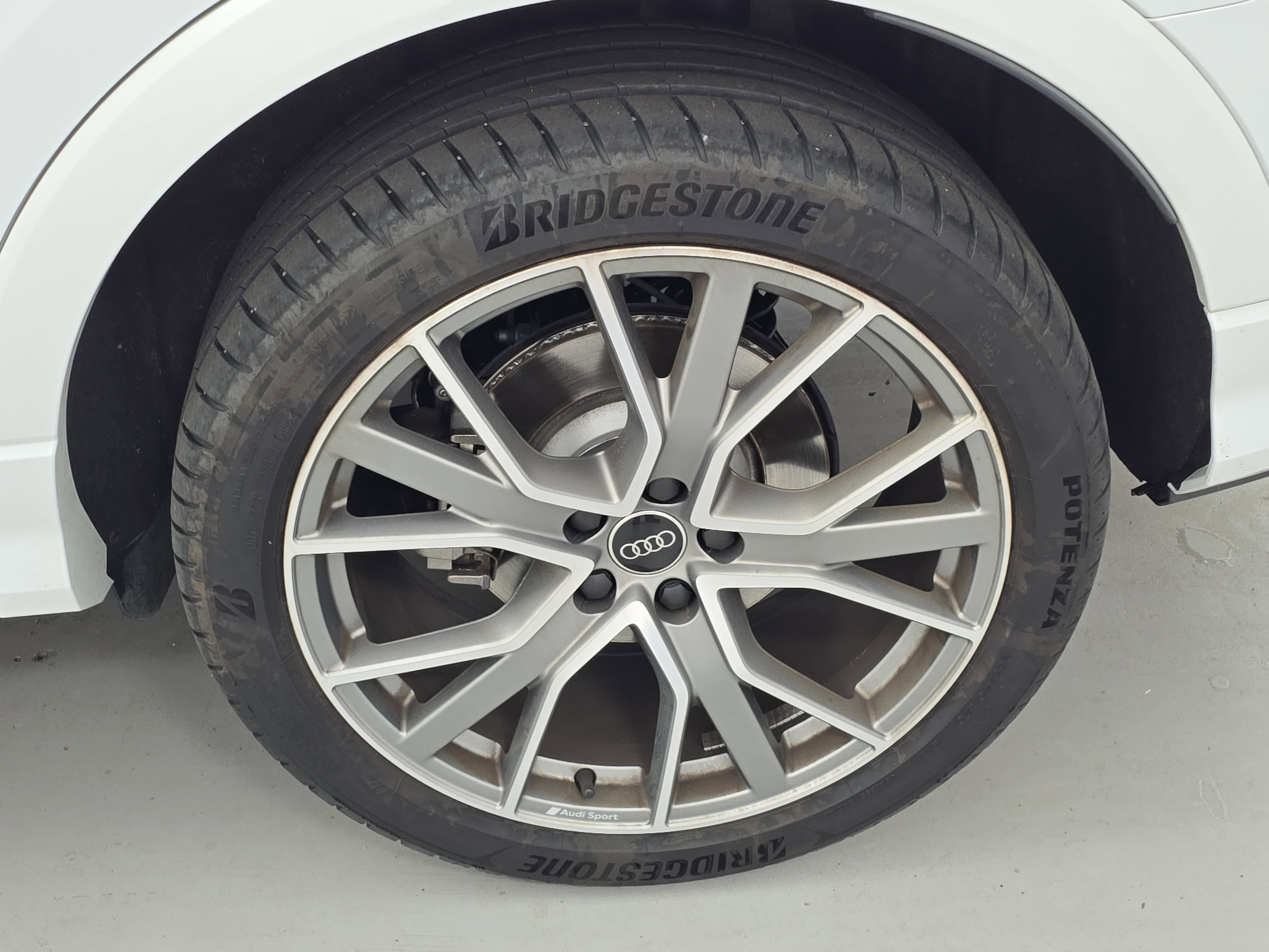 2025 Audi Q3 S line Premium Plus