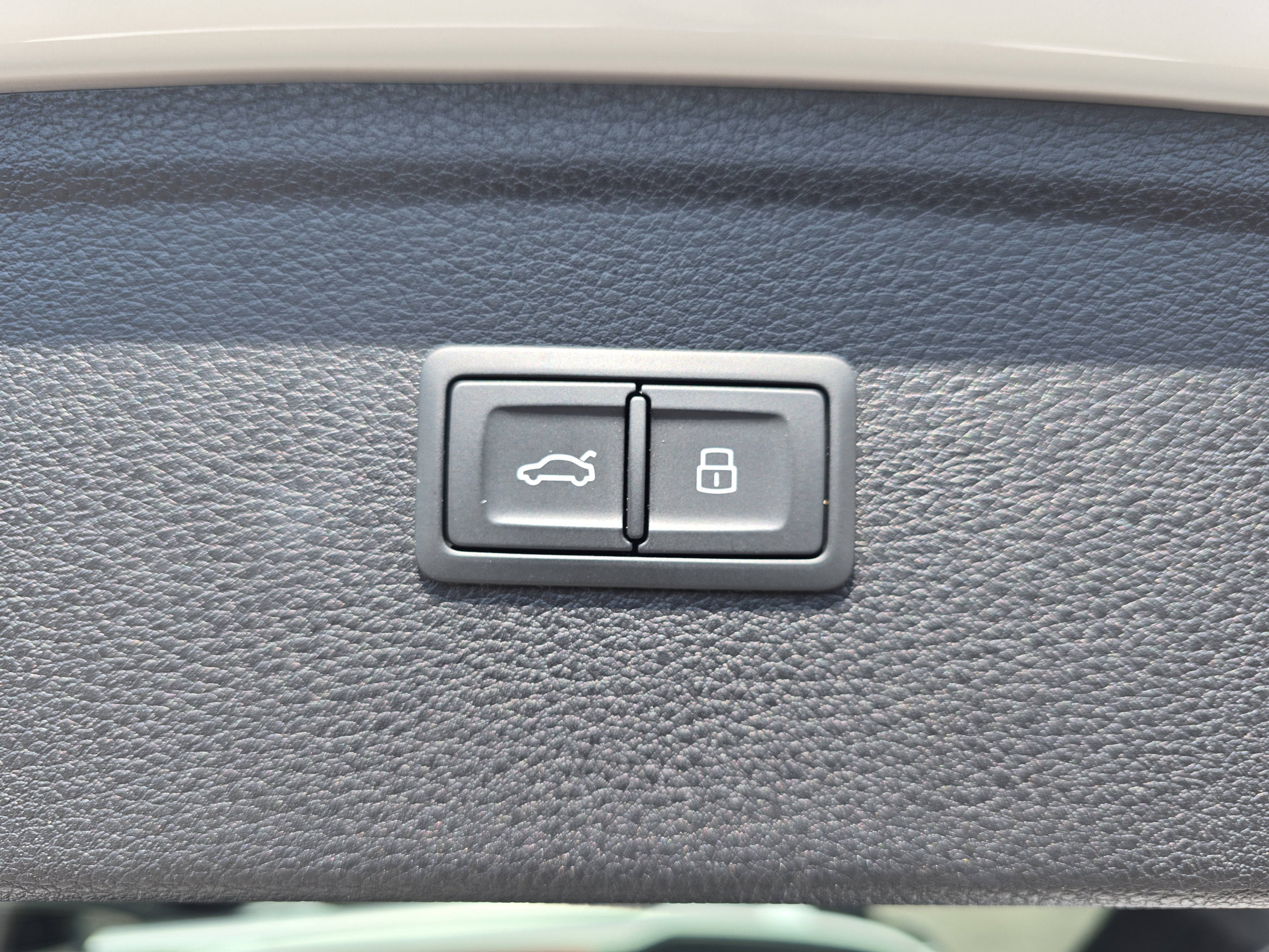 2023 Audi Q5 S line Prestige