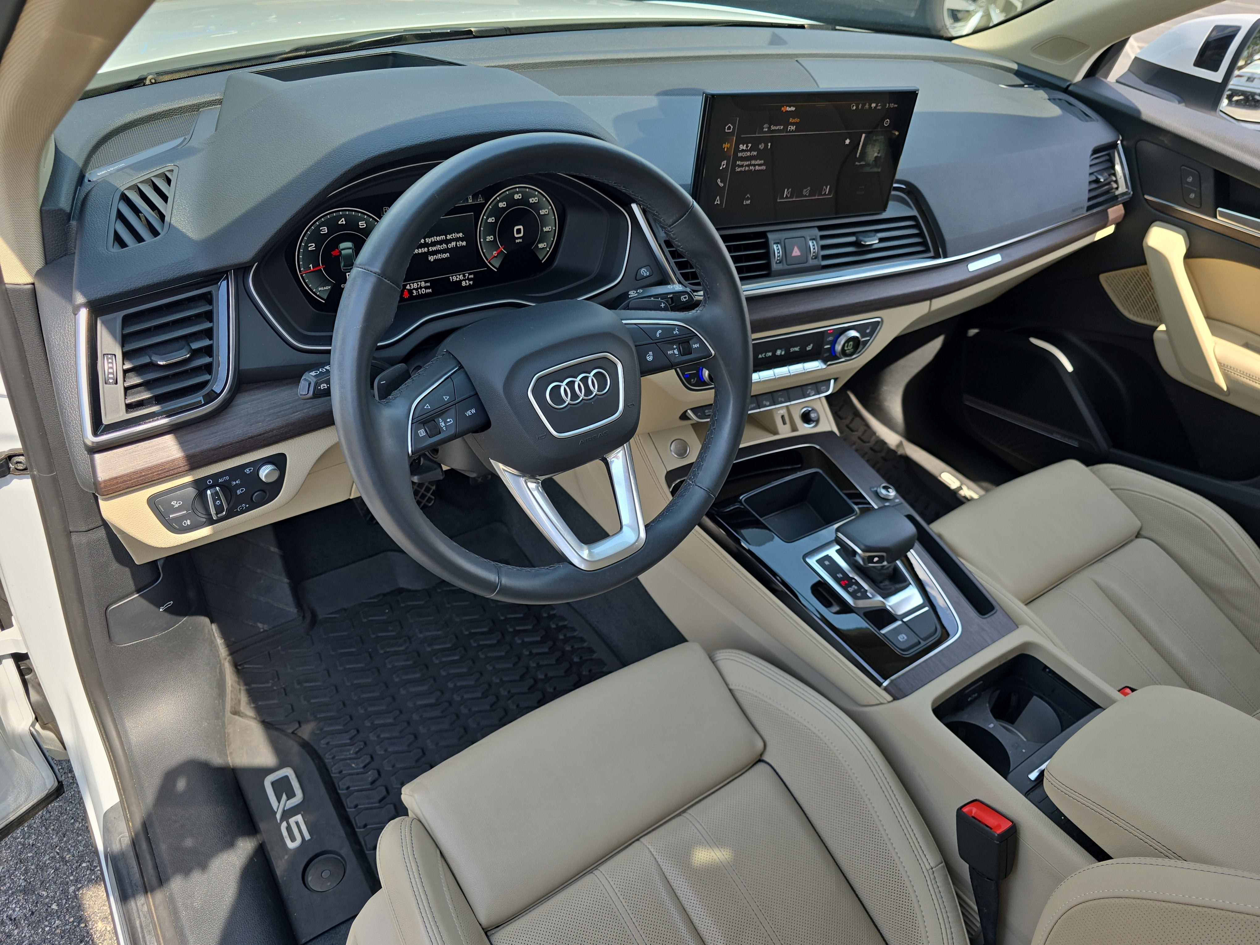 2023 Audi Q5 S line Prestige