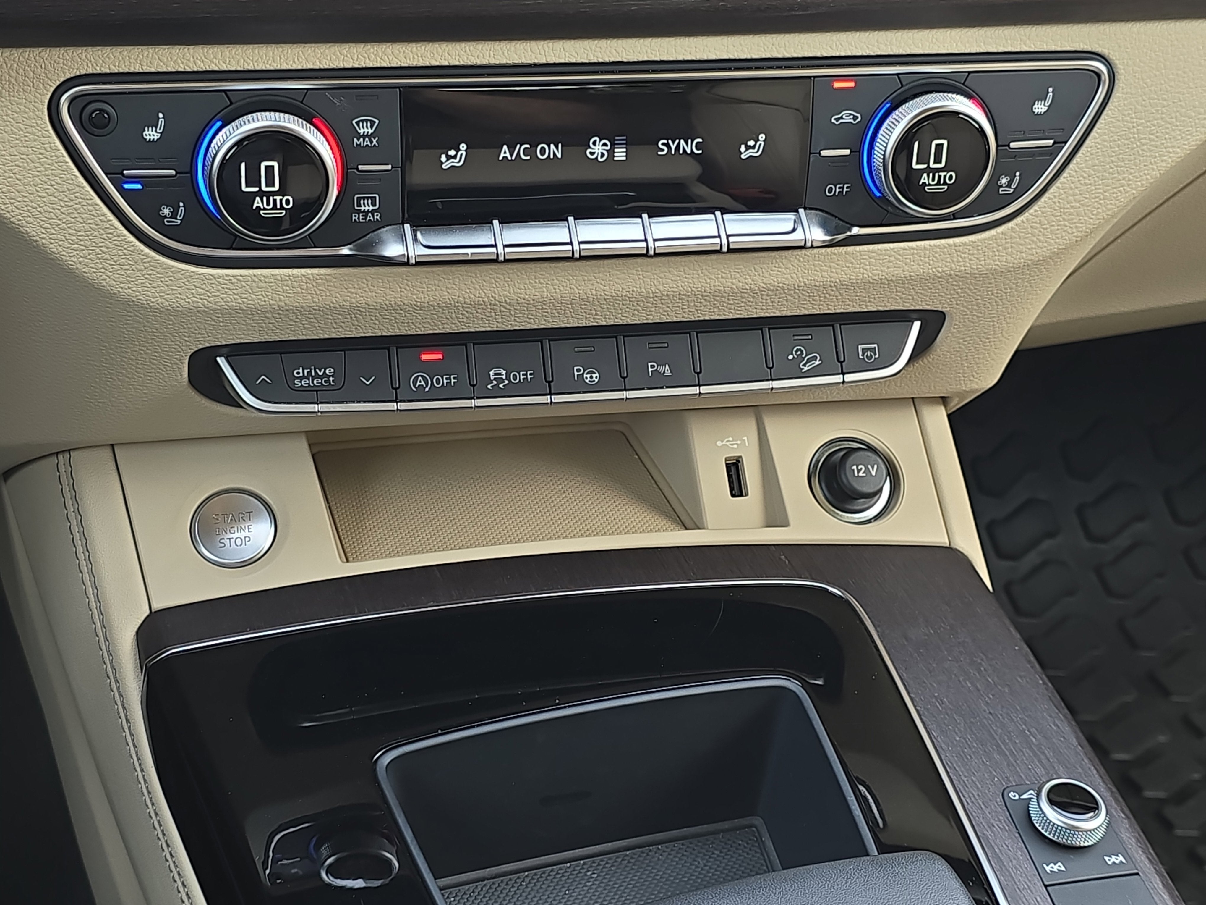 2023 Audi Q5 S line Prestige