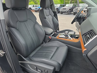 2022 Audi Q5 S line Prestige