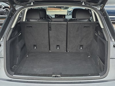 2022 Audi Q5 S line Prestige