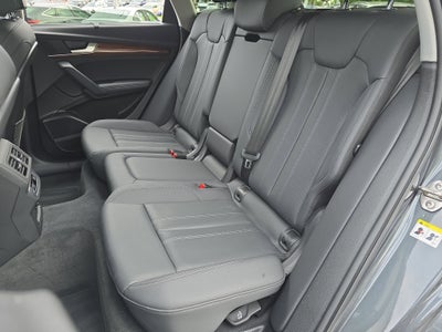 2022 Audi Q5 S line Prestige
