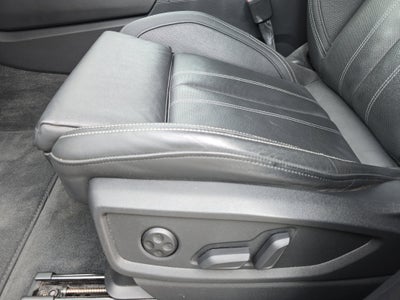 2022 Audi Q5 S line Prestige