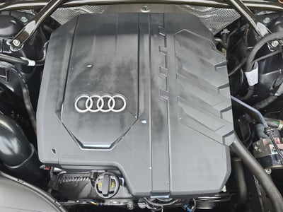 2022 Audi Q5 S line Prestige