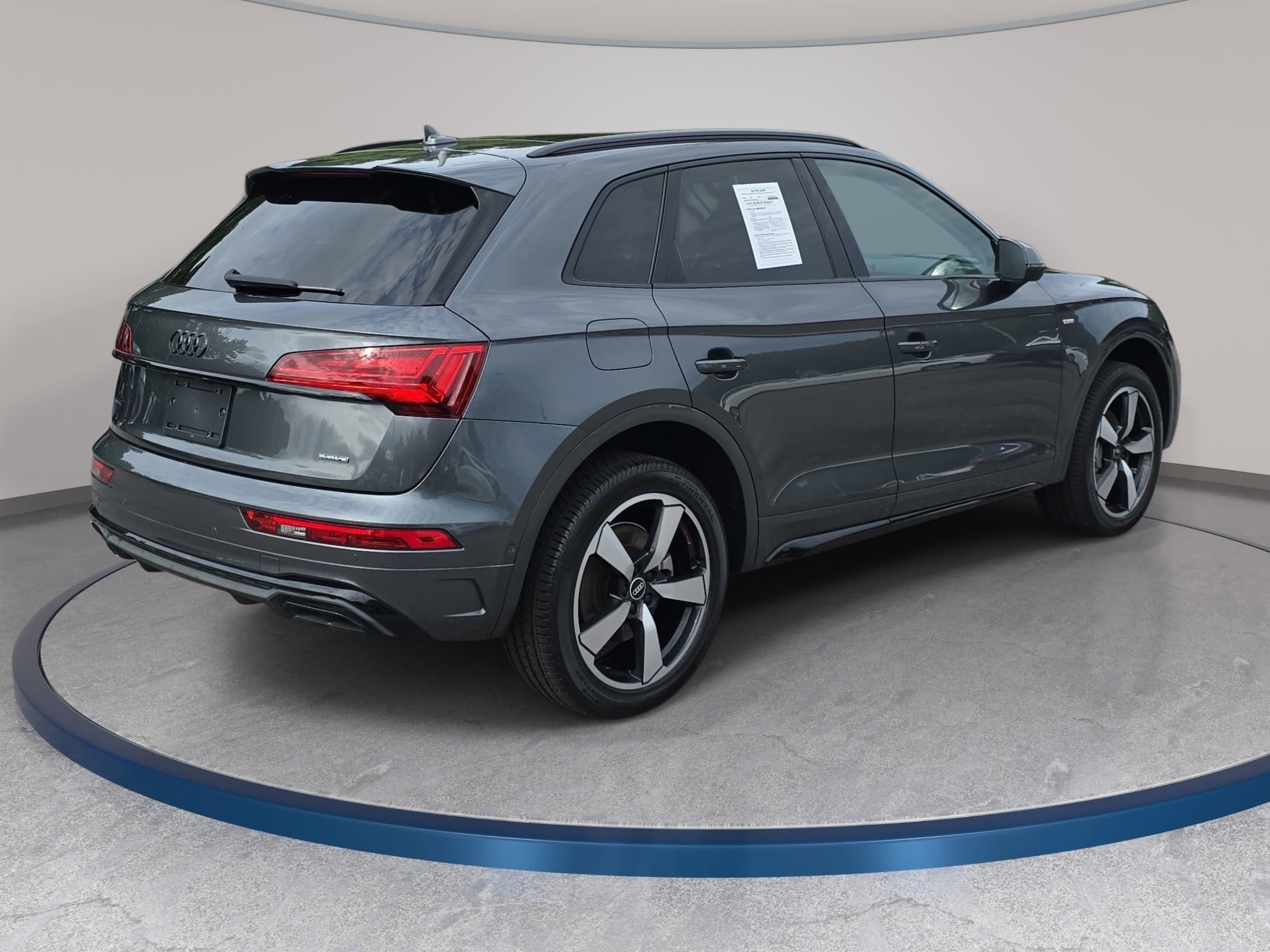 2022 Audi Q5 S line Prestige