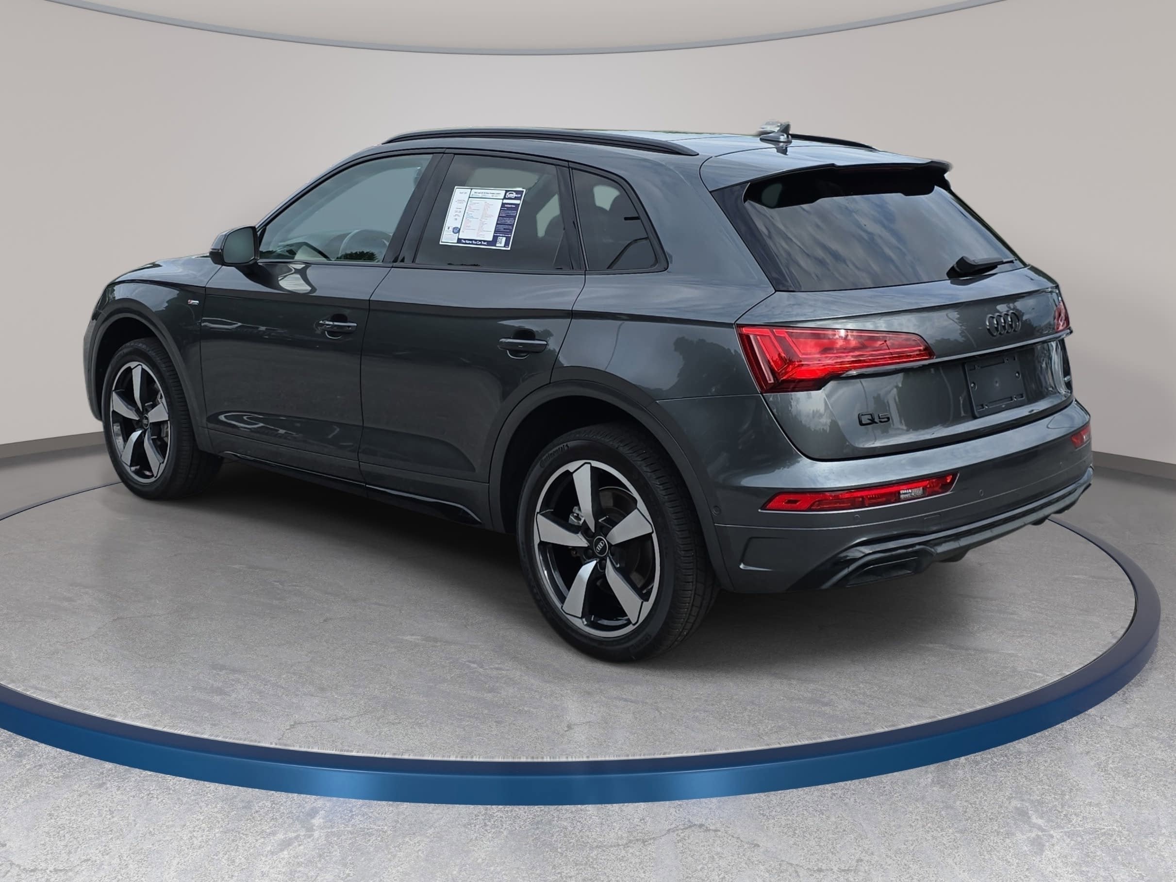 2022 Audi Q5 S line Prestige
