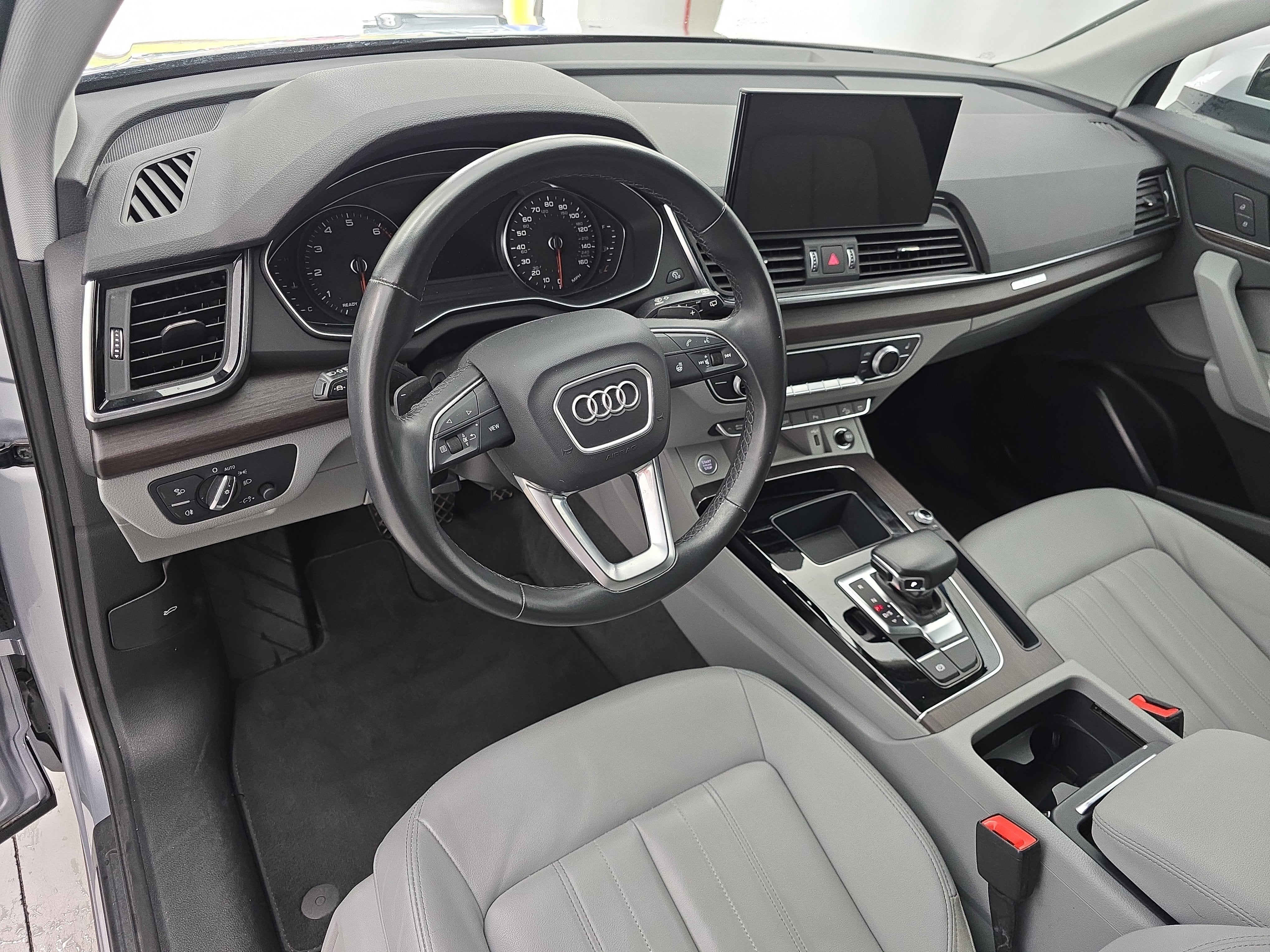 2022 Audi Q5 S line Premium
