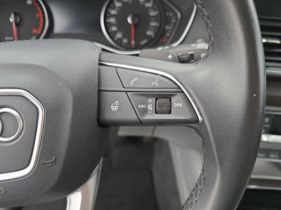 2022 Audi Q5 S line Premium