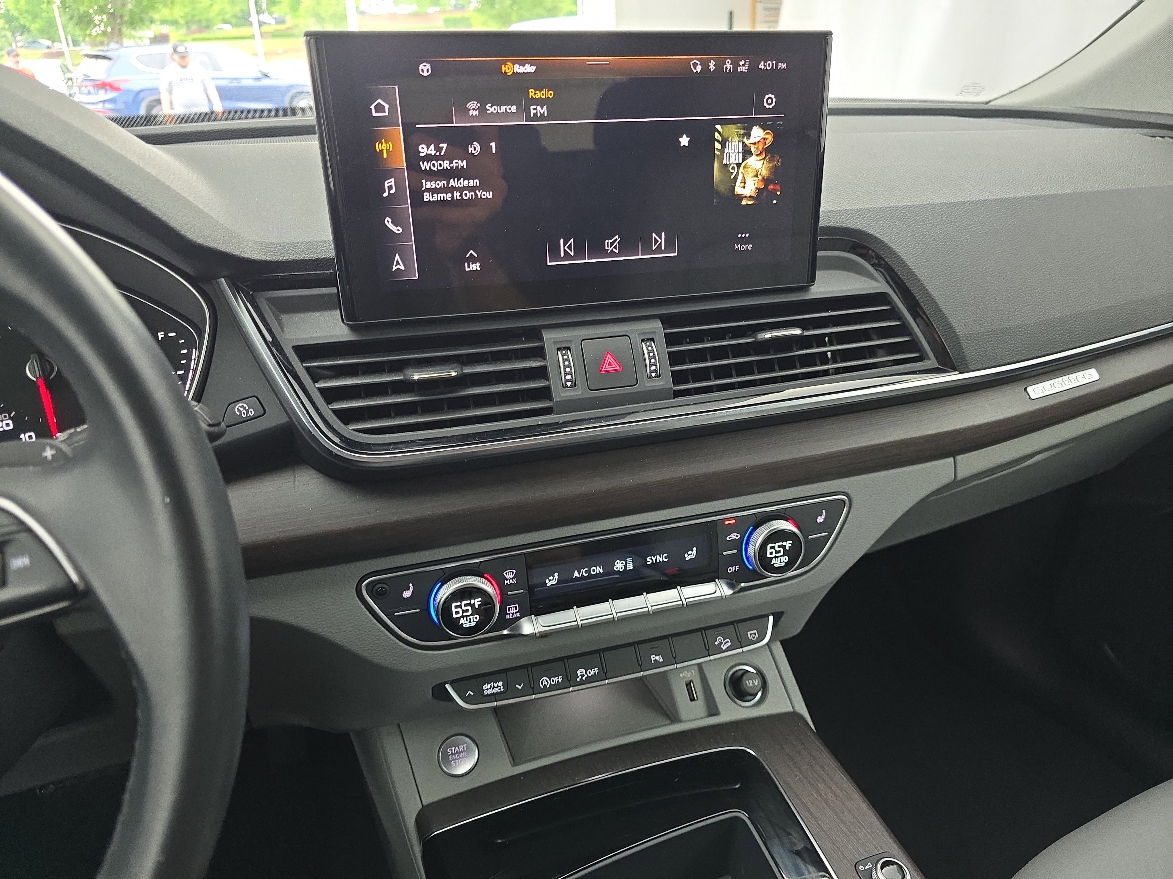 2022 Audi Q5 S line Premium