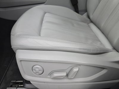 2022 Audi Q5 S line Premium