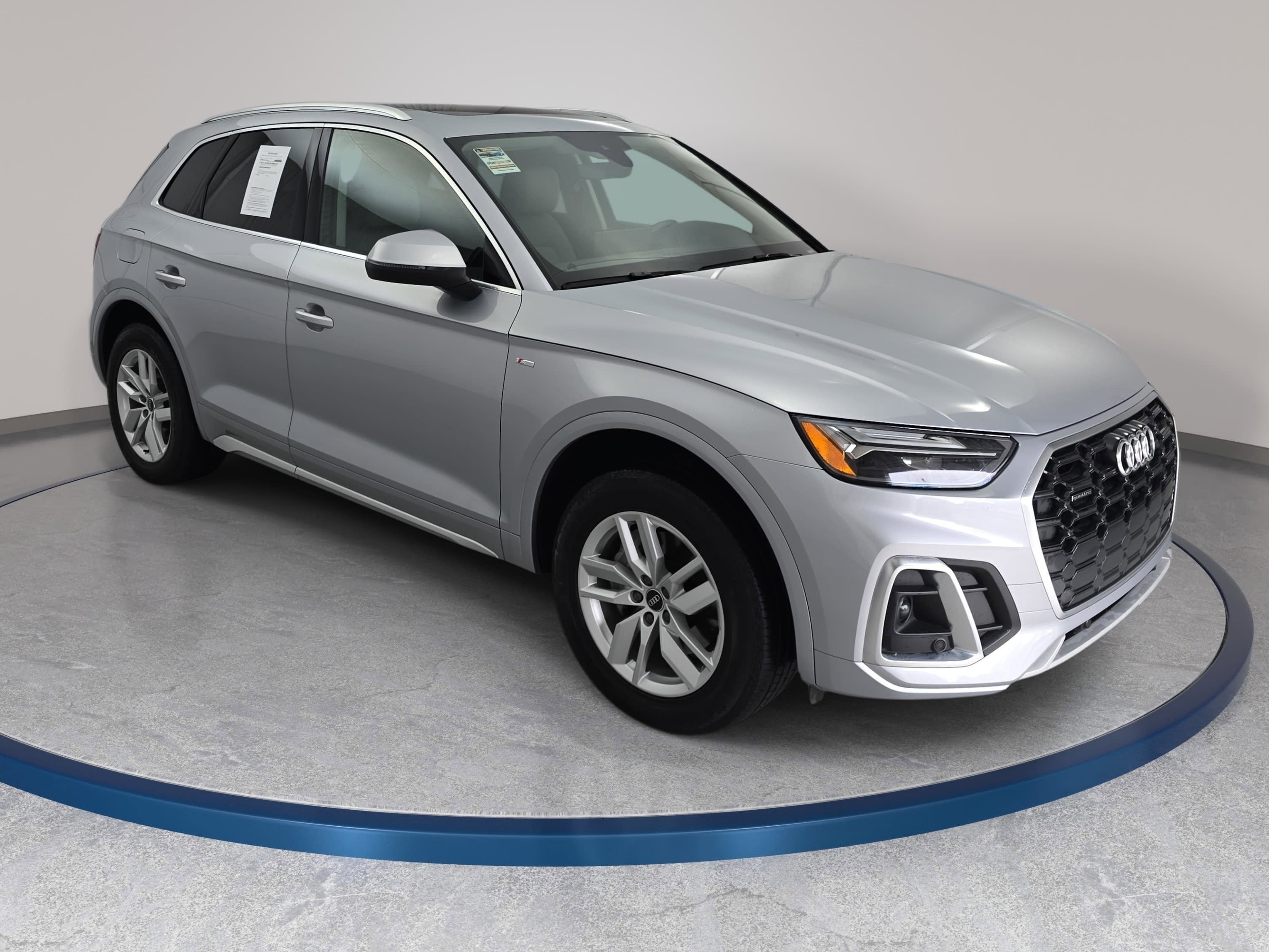 2022 Audi Q5 S line Premium