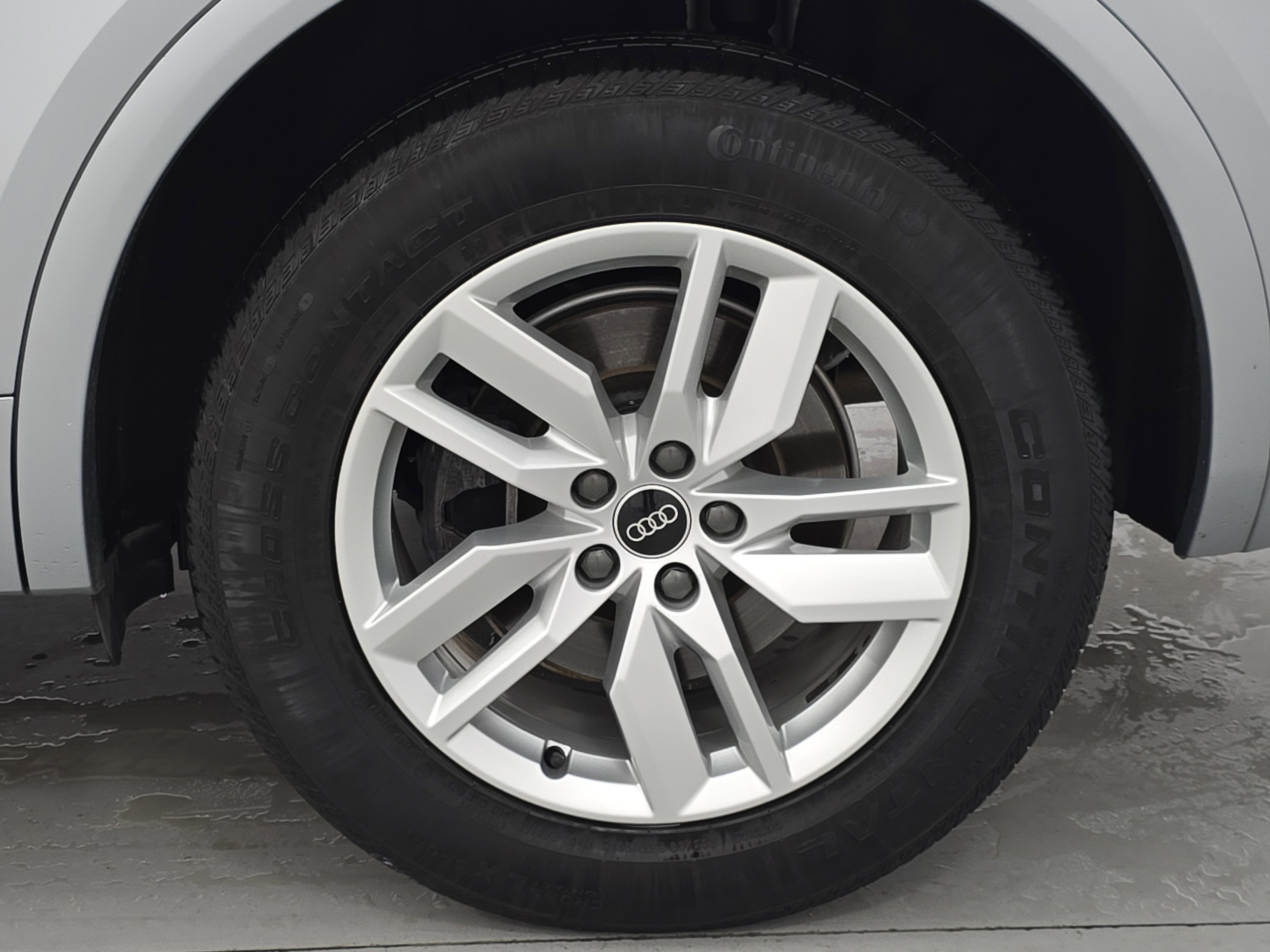 2022 Audi Q5 S line Premium