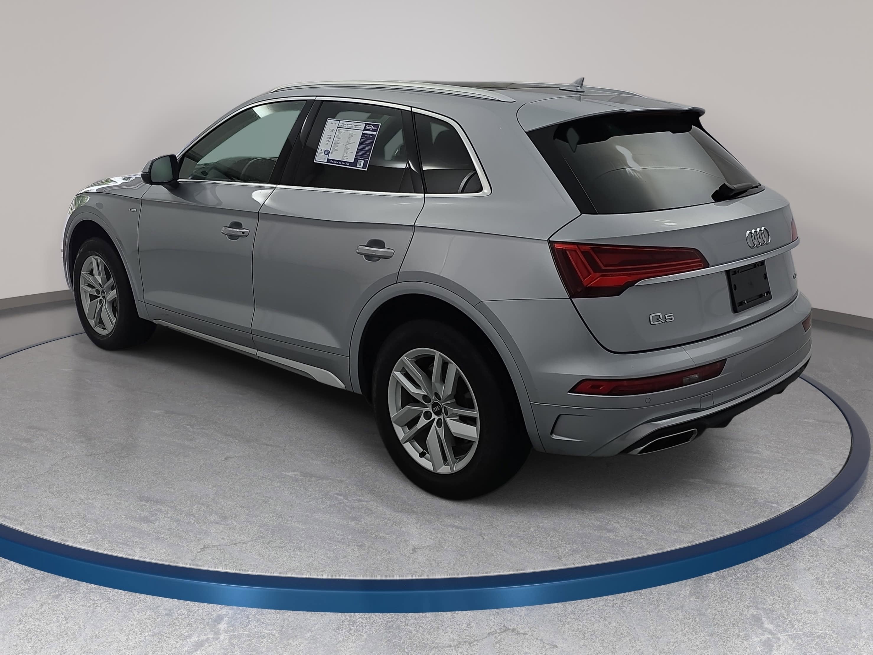 2022 Audi Q5 S line Premium