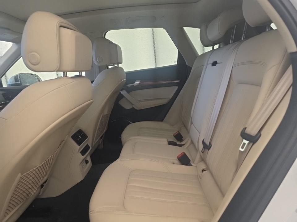2023 Audi Q5 S line Premium