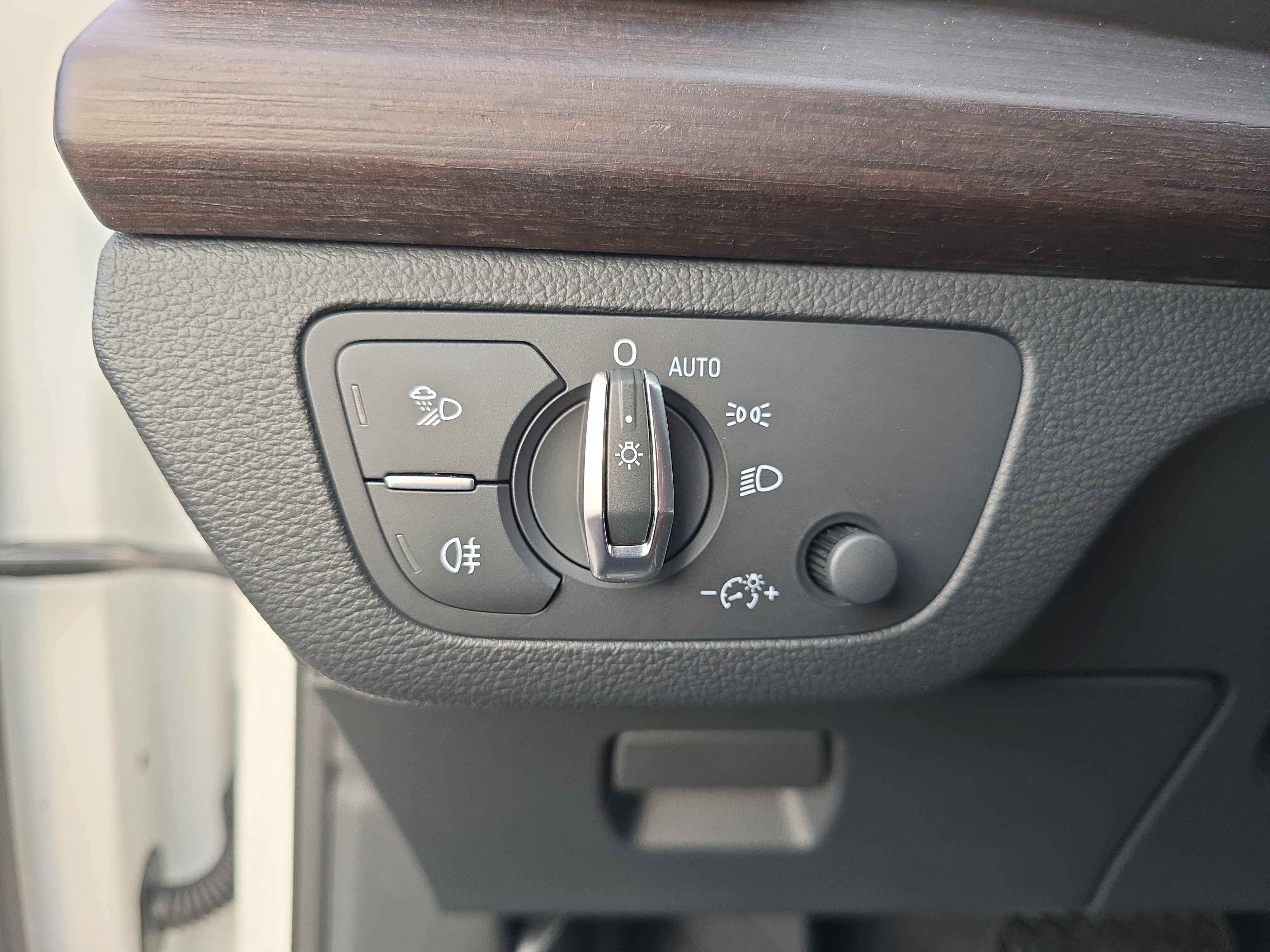 2024 Audi Q5 S line Premium