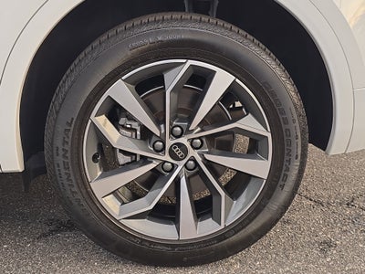 2024 Audi Q5 S line Premium