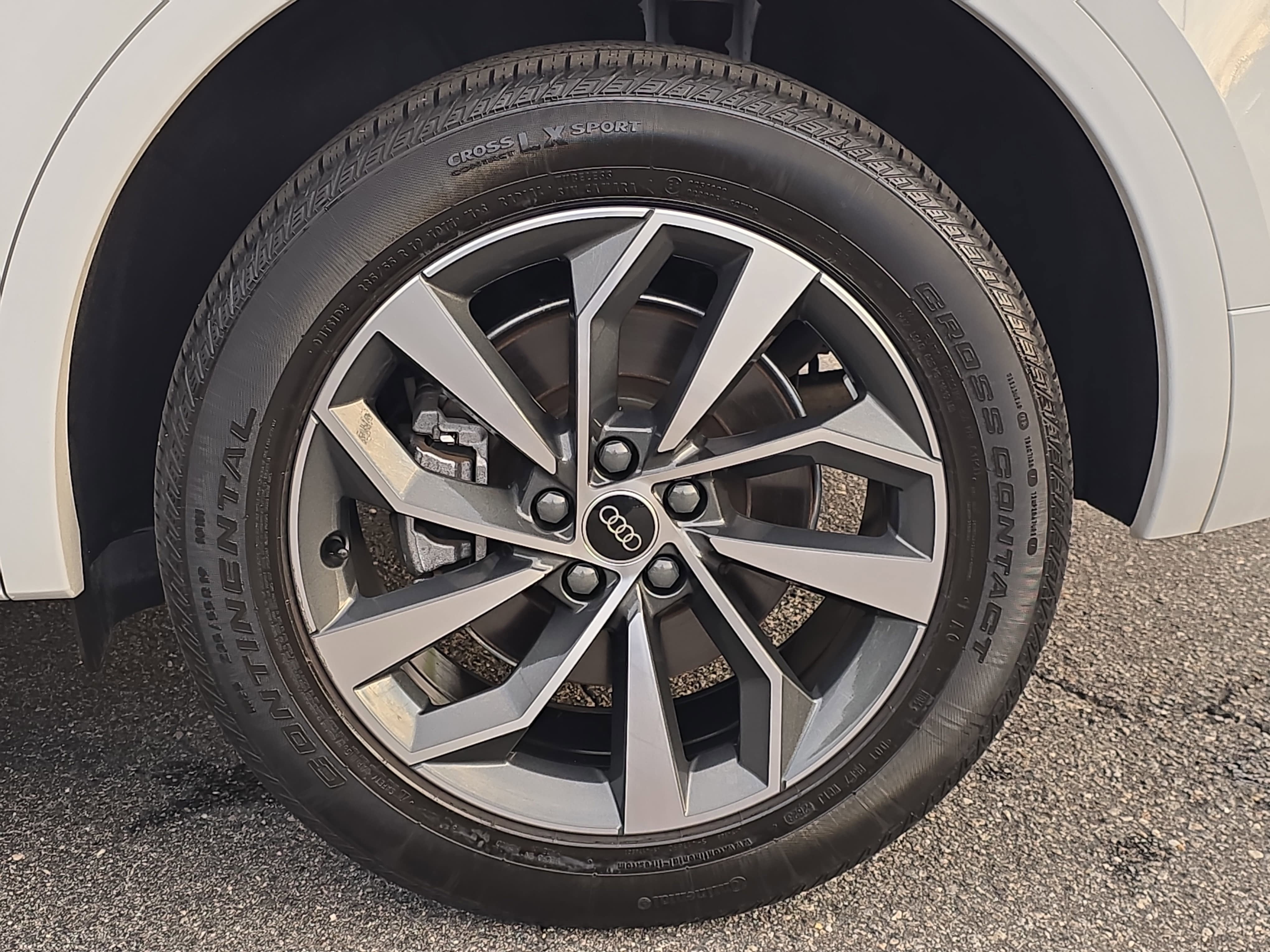 2024 Audi Q5 S line Premium