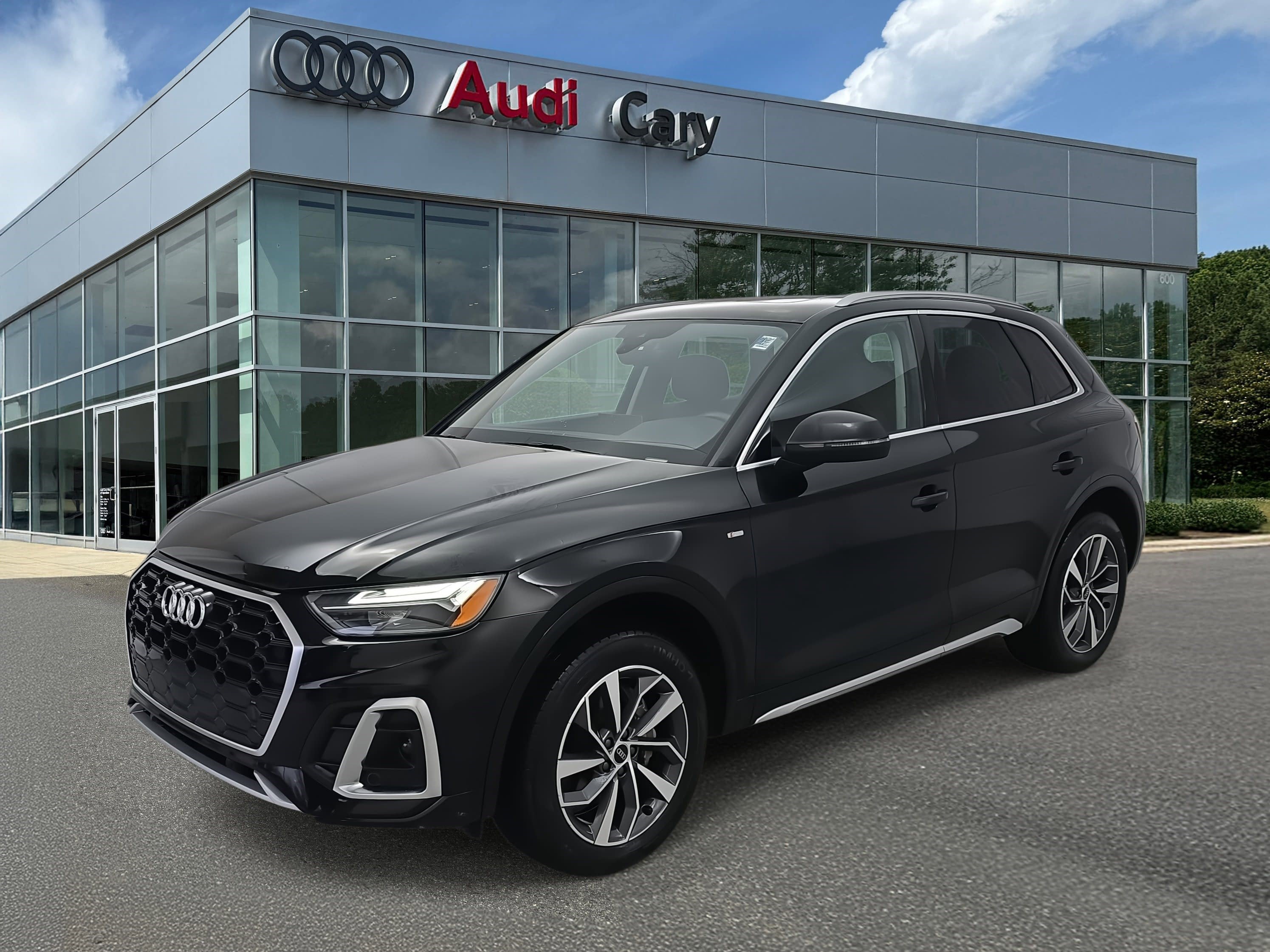 2022 Audi Q5 S line Premium