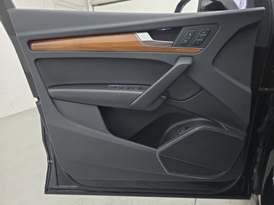 2022 Audi Q5 S line Premium