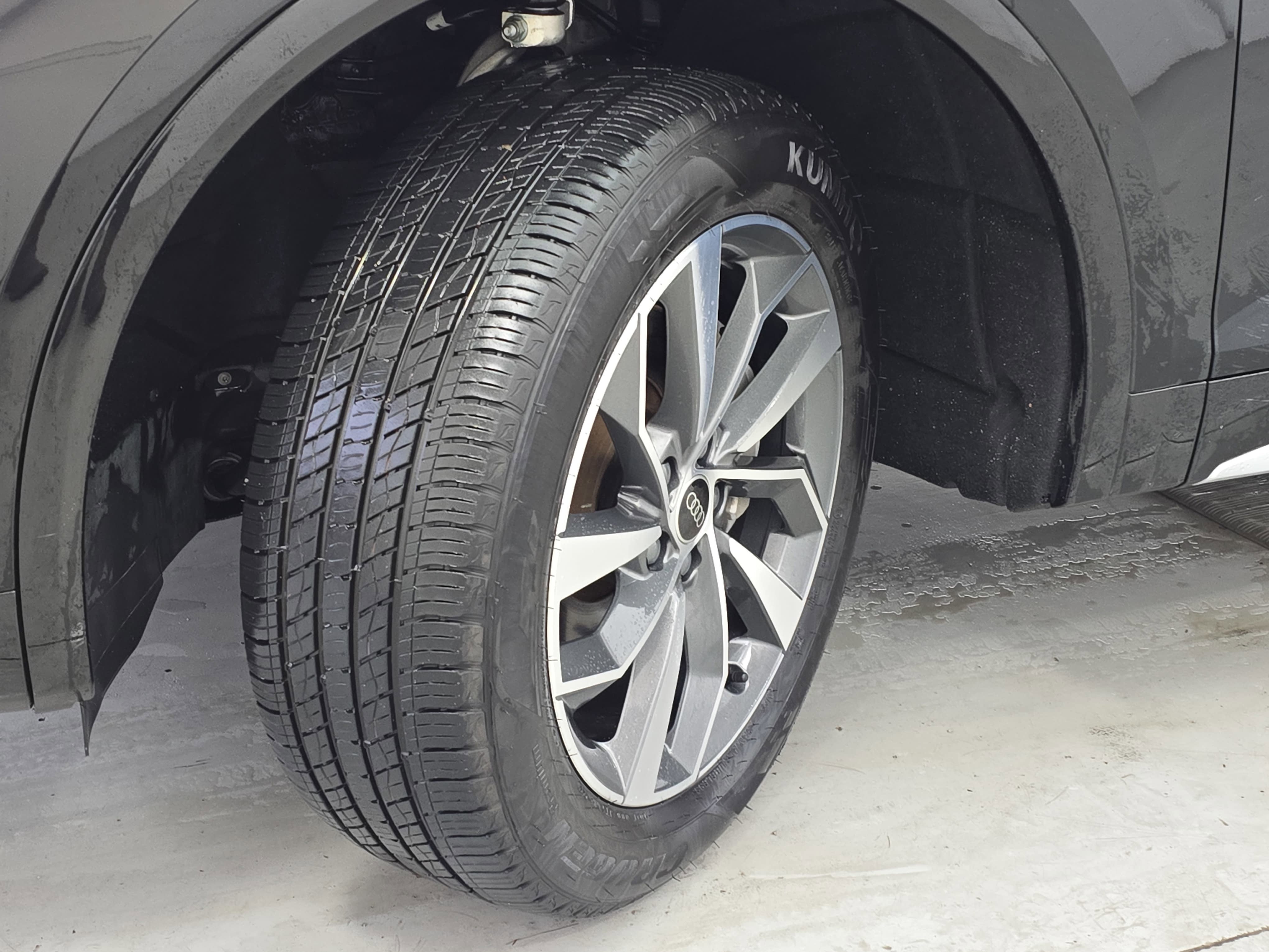 2022 Audi Q5 S line Premium