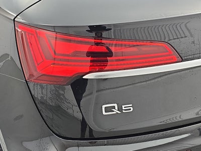 2022 Audi Q5 S line Premium