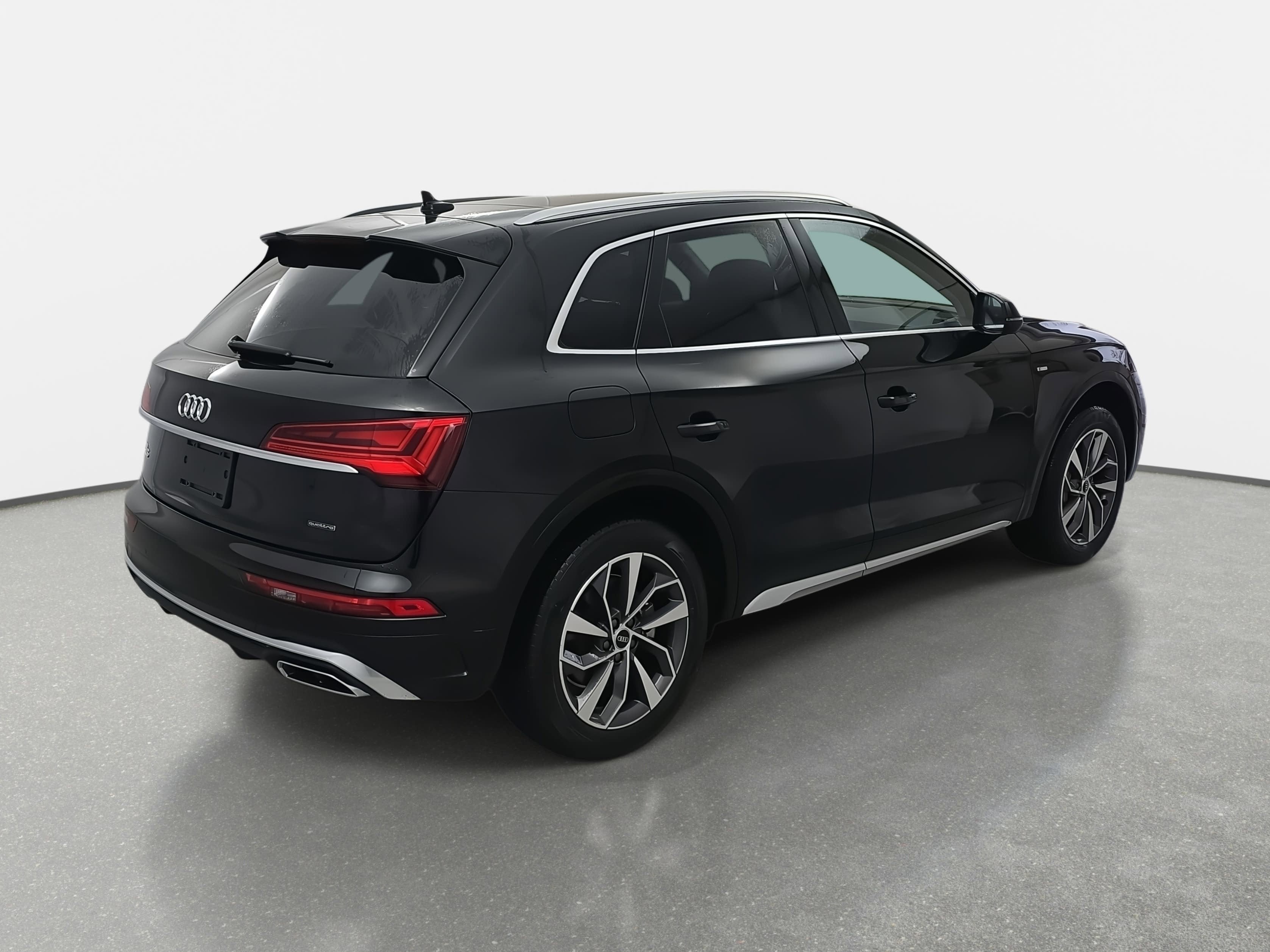 2022 Audi Q5 S line Premium