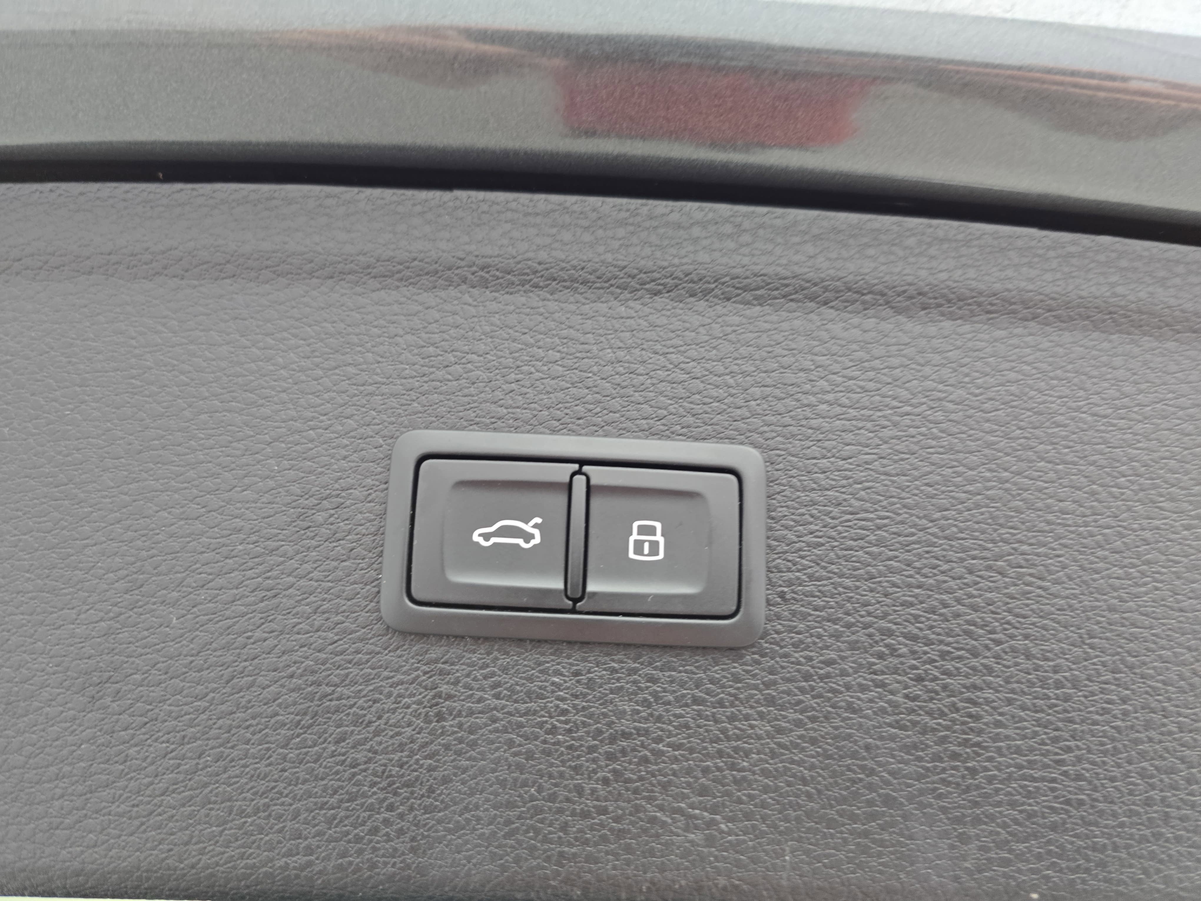 2023 Audi Q5 S line Premium