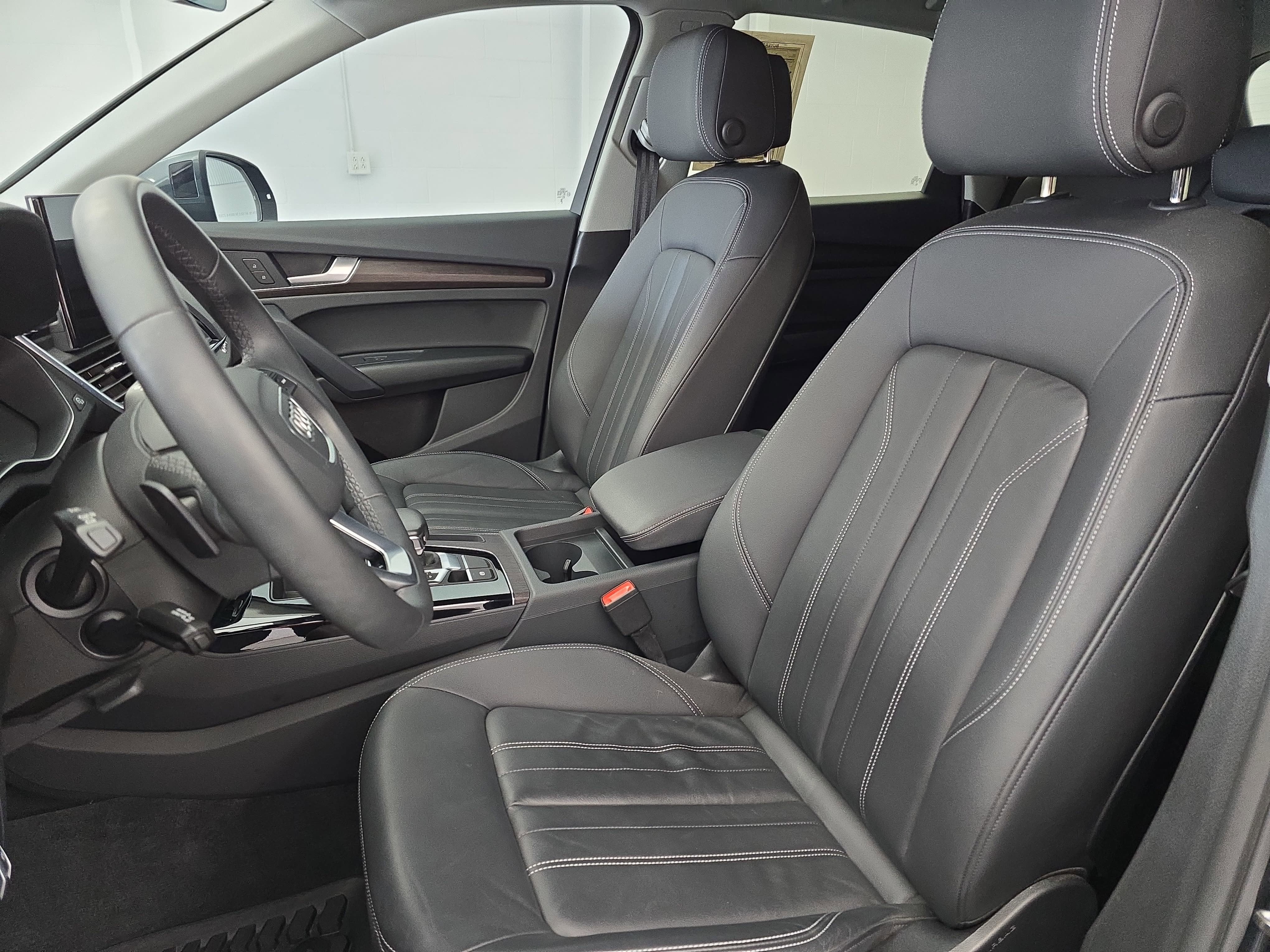 2023 Audi Q5 S line Premium