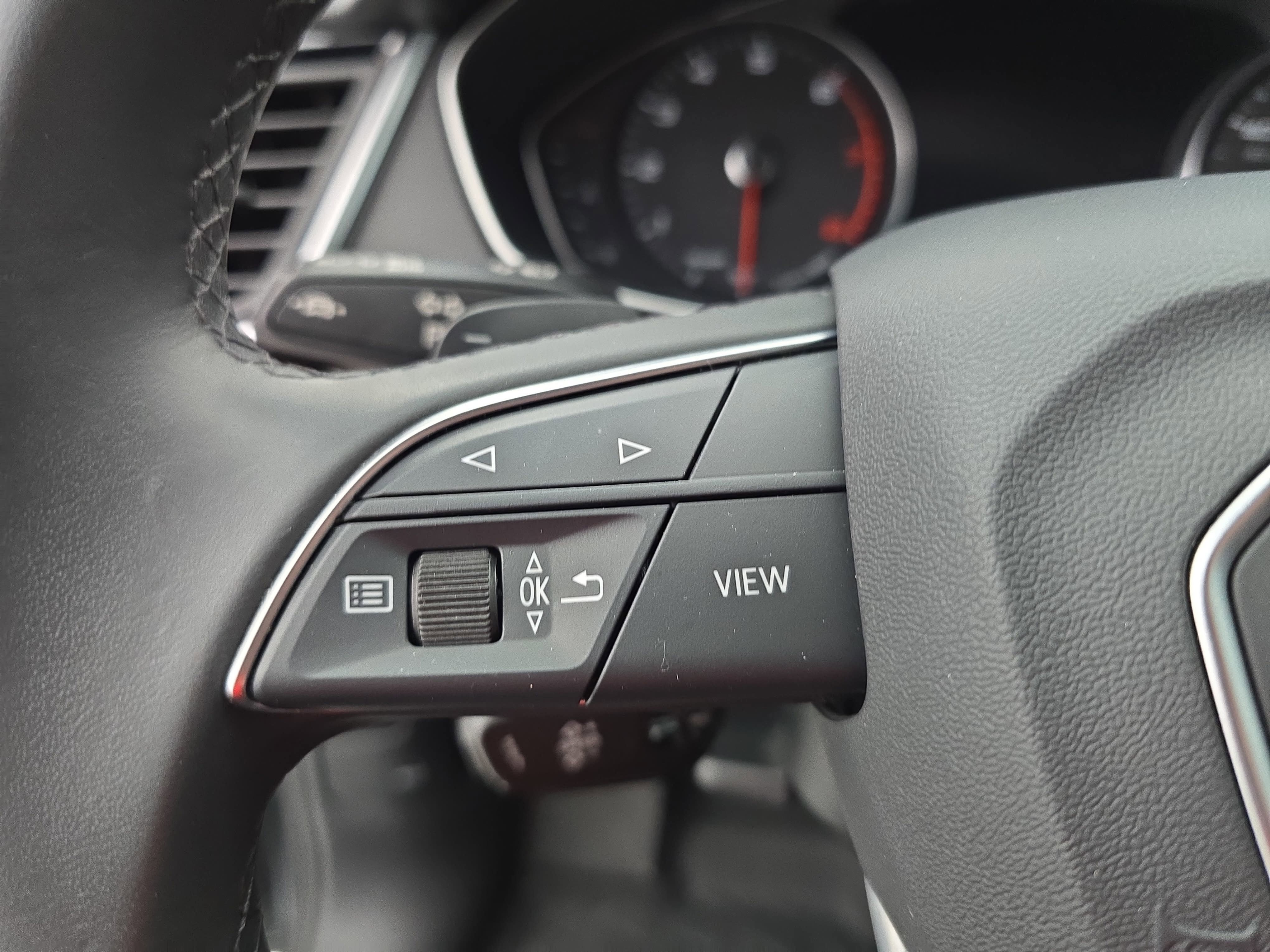 2023 Audi Q5 S line Premium