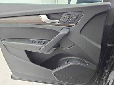 2023 Audi Q5 S line Premium