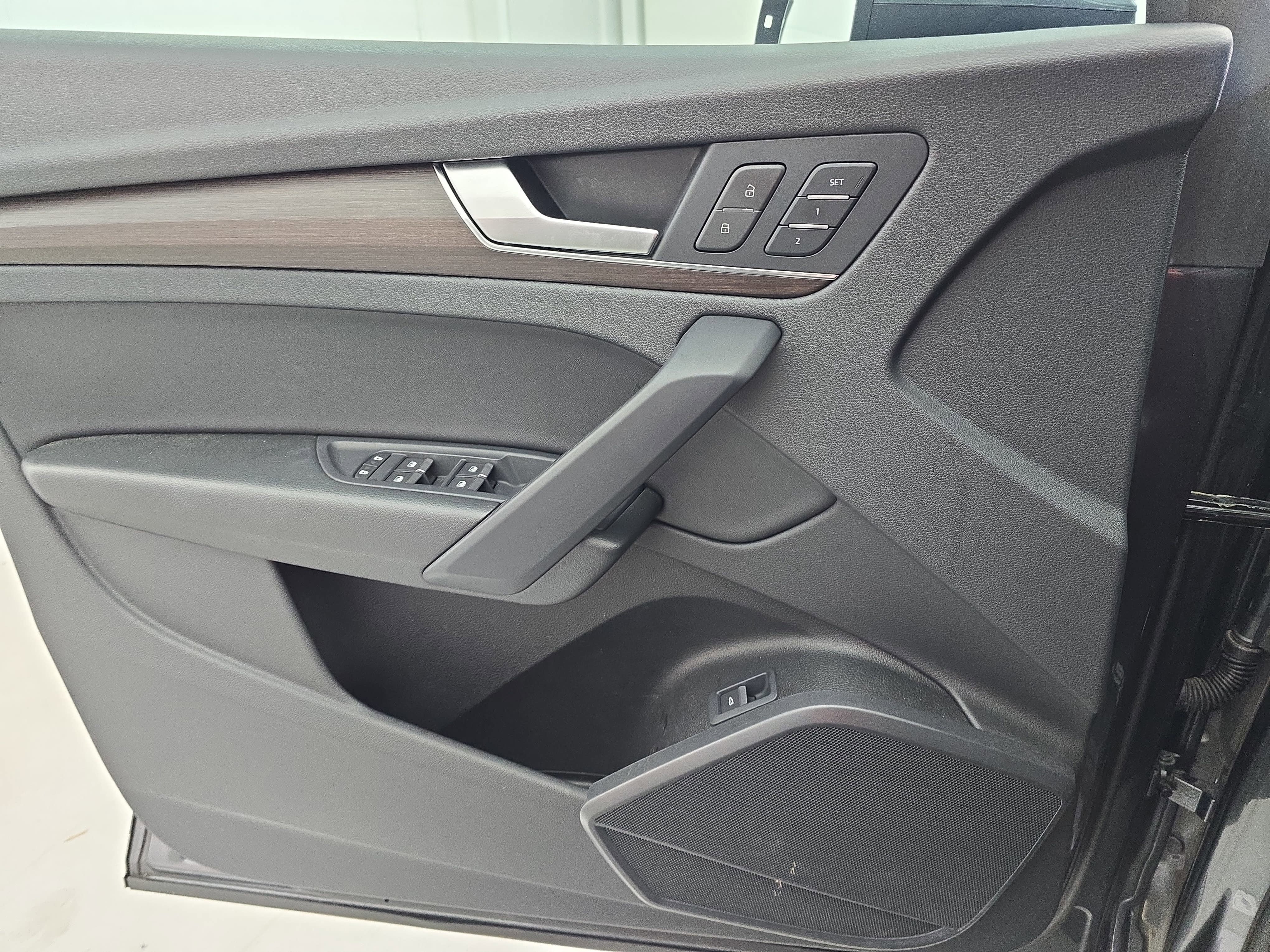 2023 Audi Q5 S line Premium