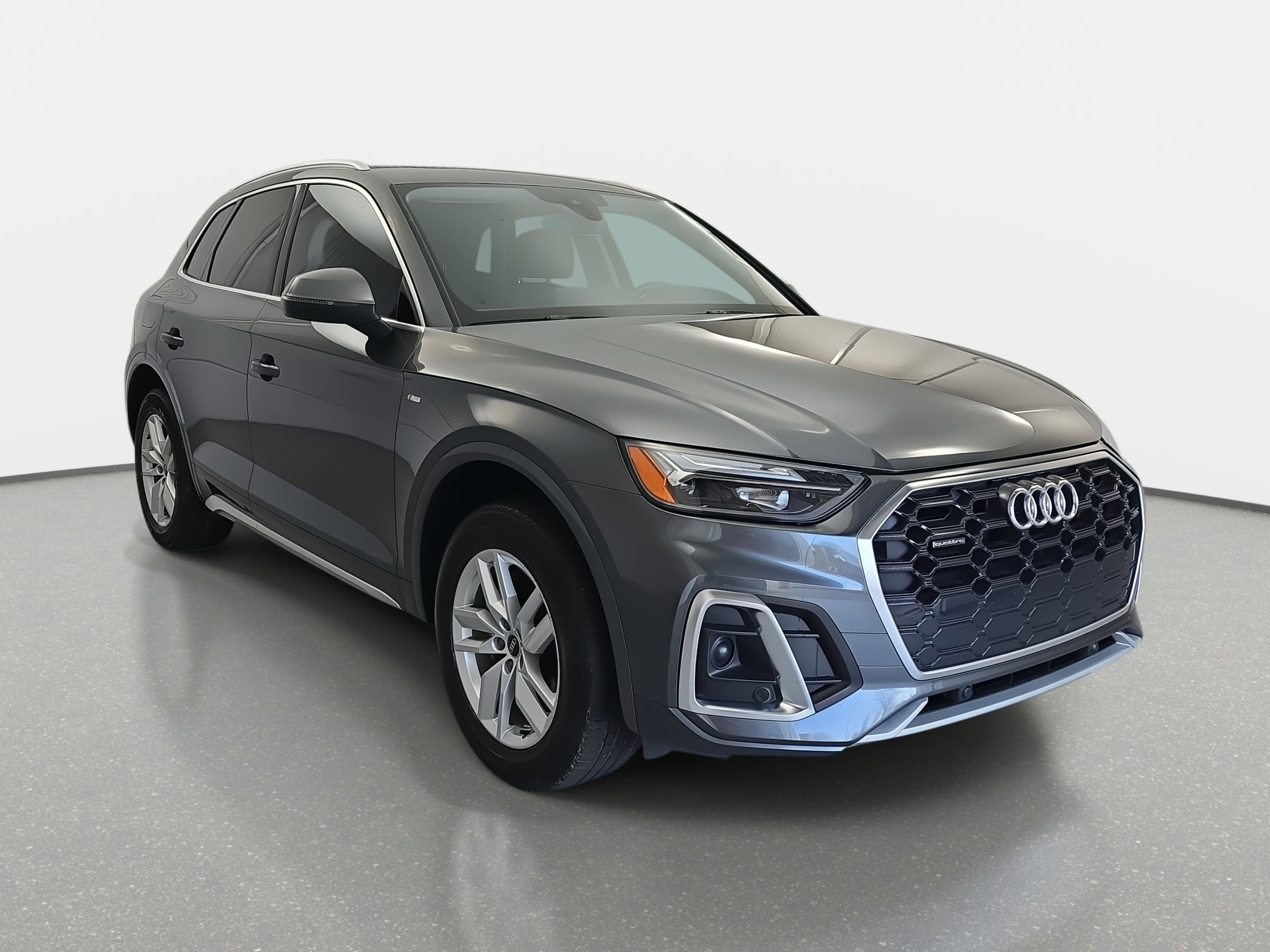 2023 Audi Q5 S line Premium