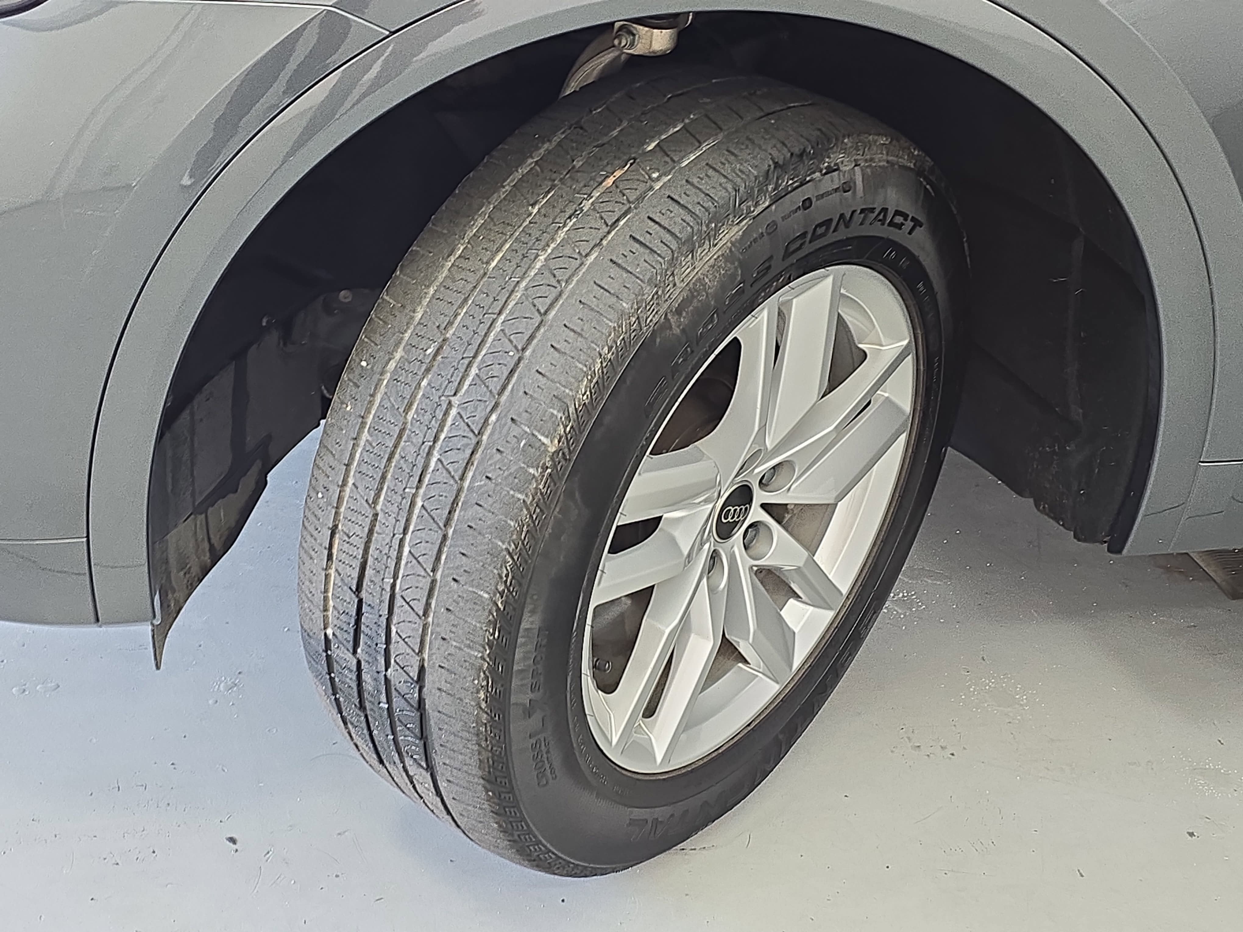 2023 Audi Q5 S line Premium