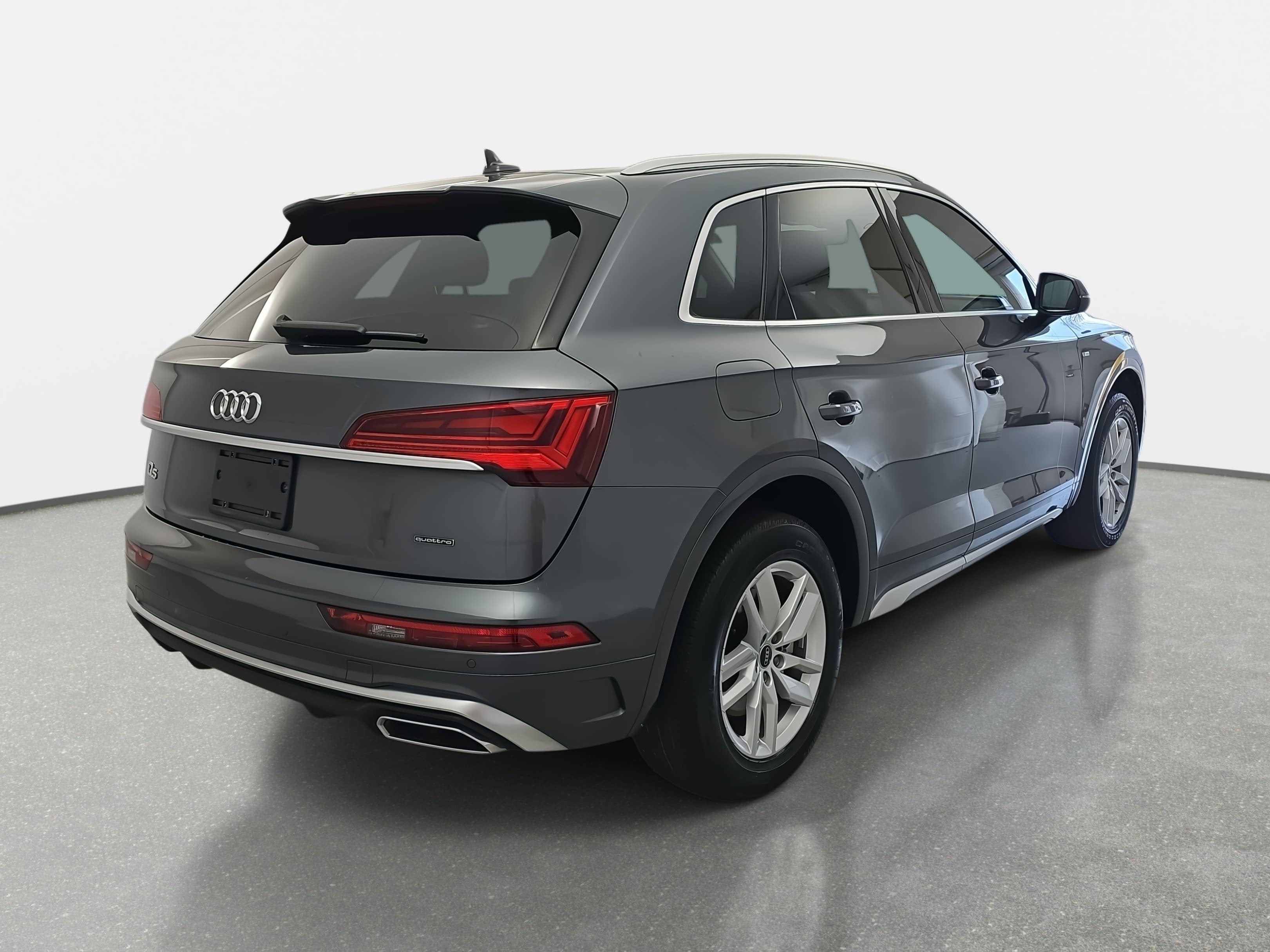2023 Audi Q5 S line Premium